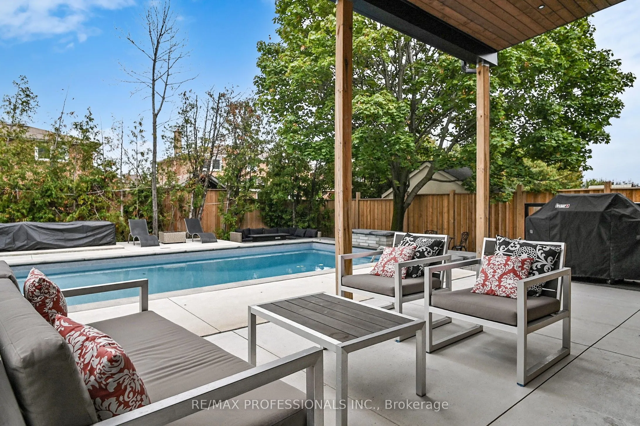2615 Whaley Drive