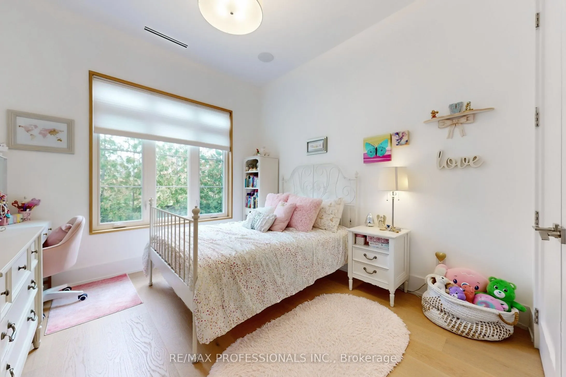 2615 Whaley Drive