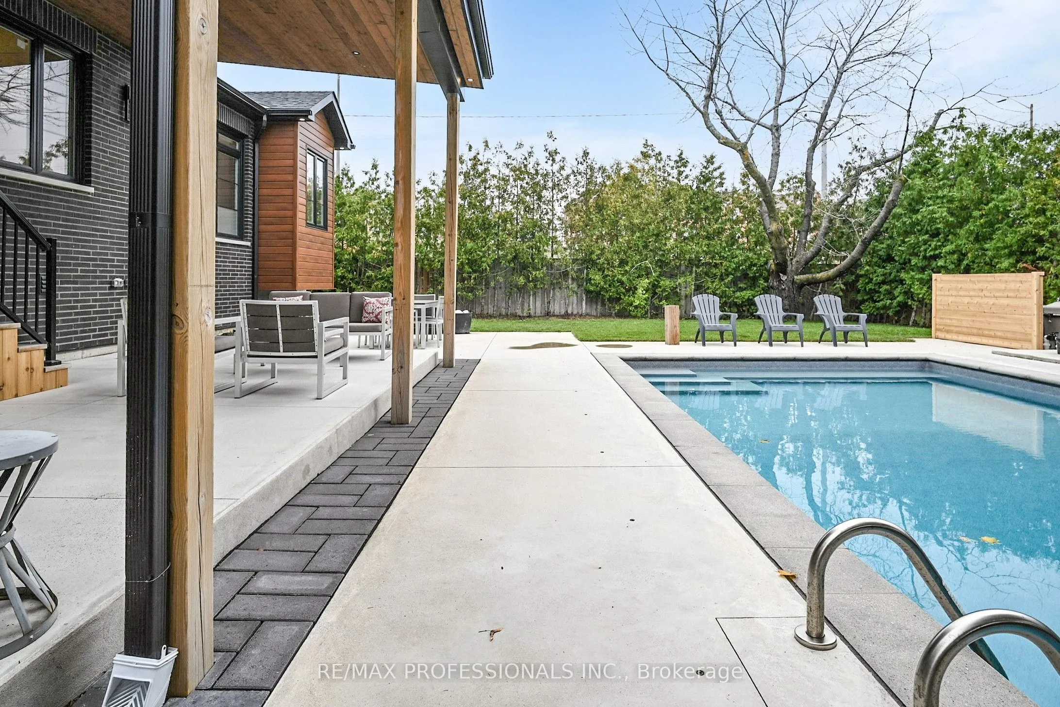 2615 Whaley Drive