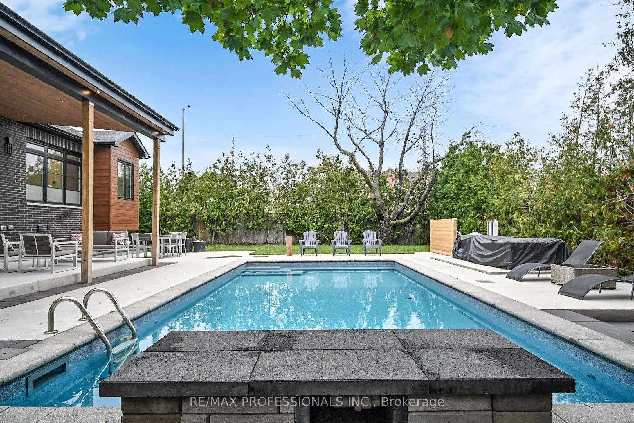2615 Whaley Drive