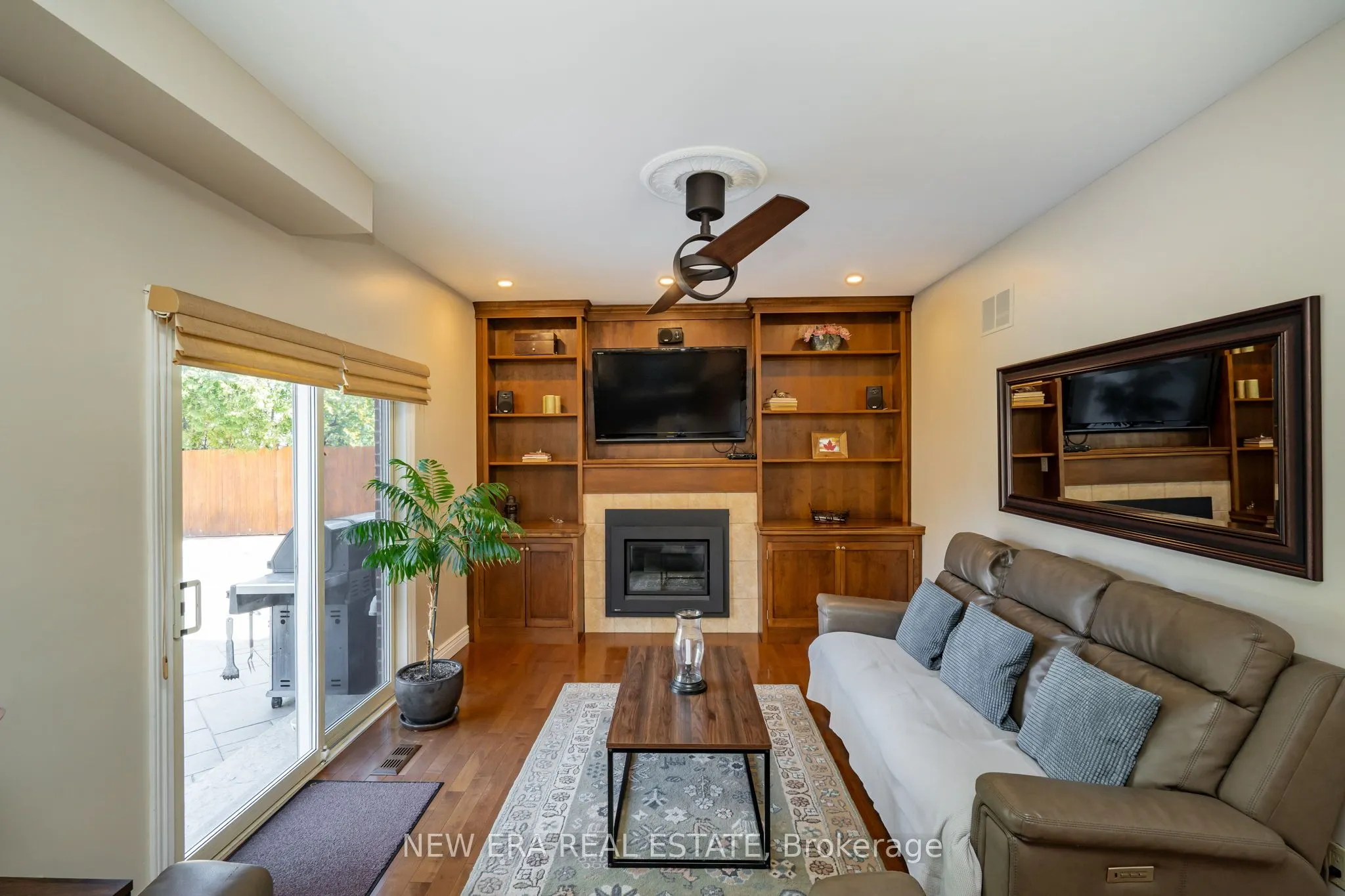 6 Cairnmore Court