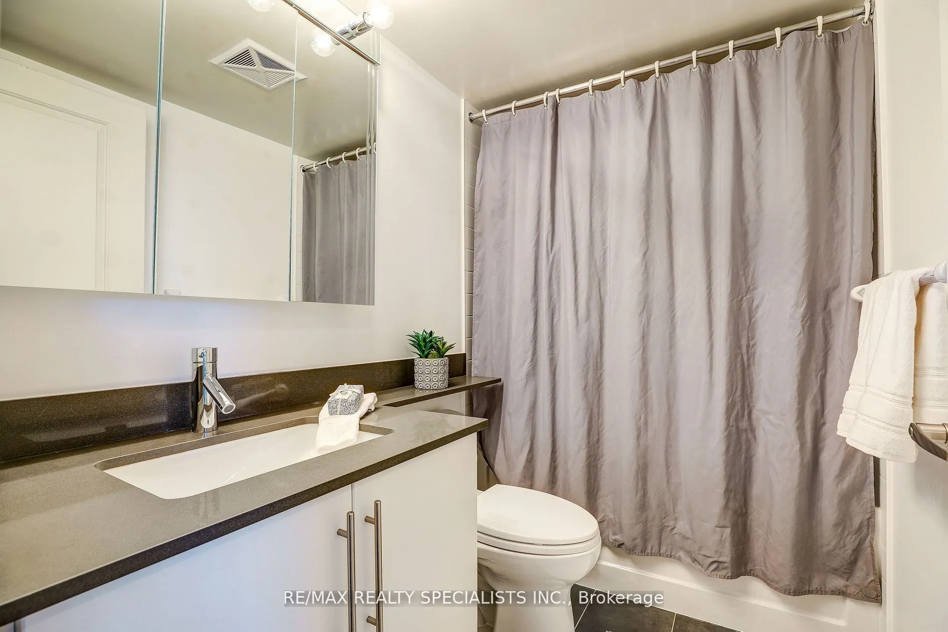1 Michael Power Place, #1512