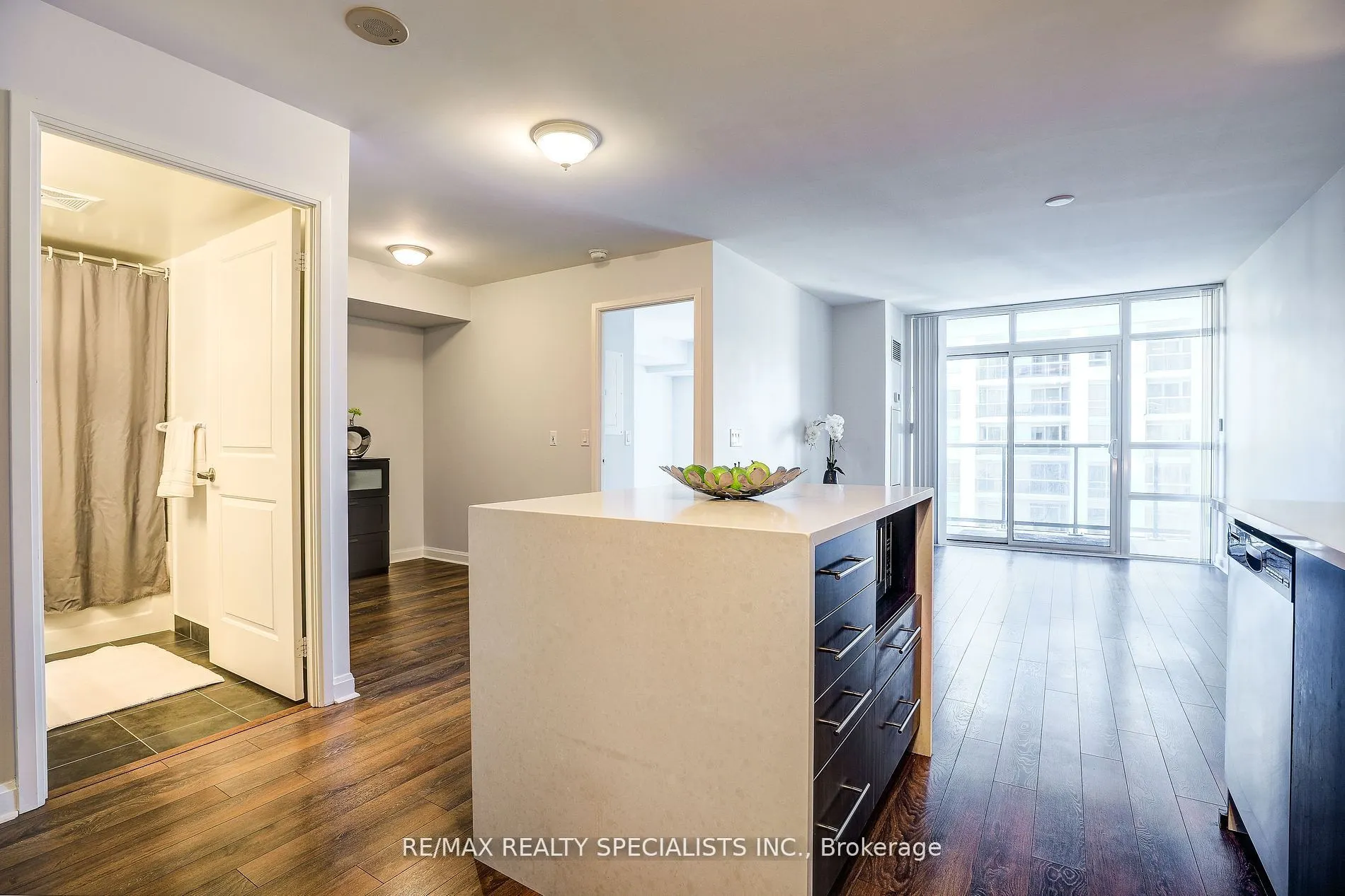 1 Michael Power Place, #1512