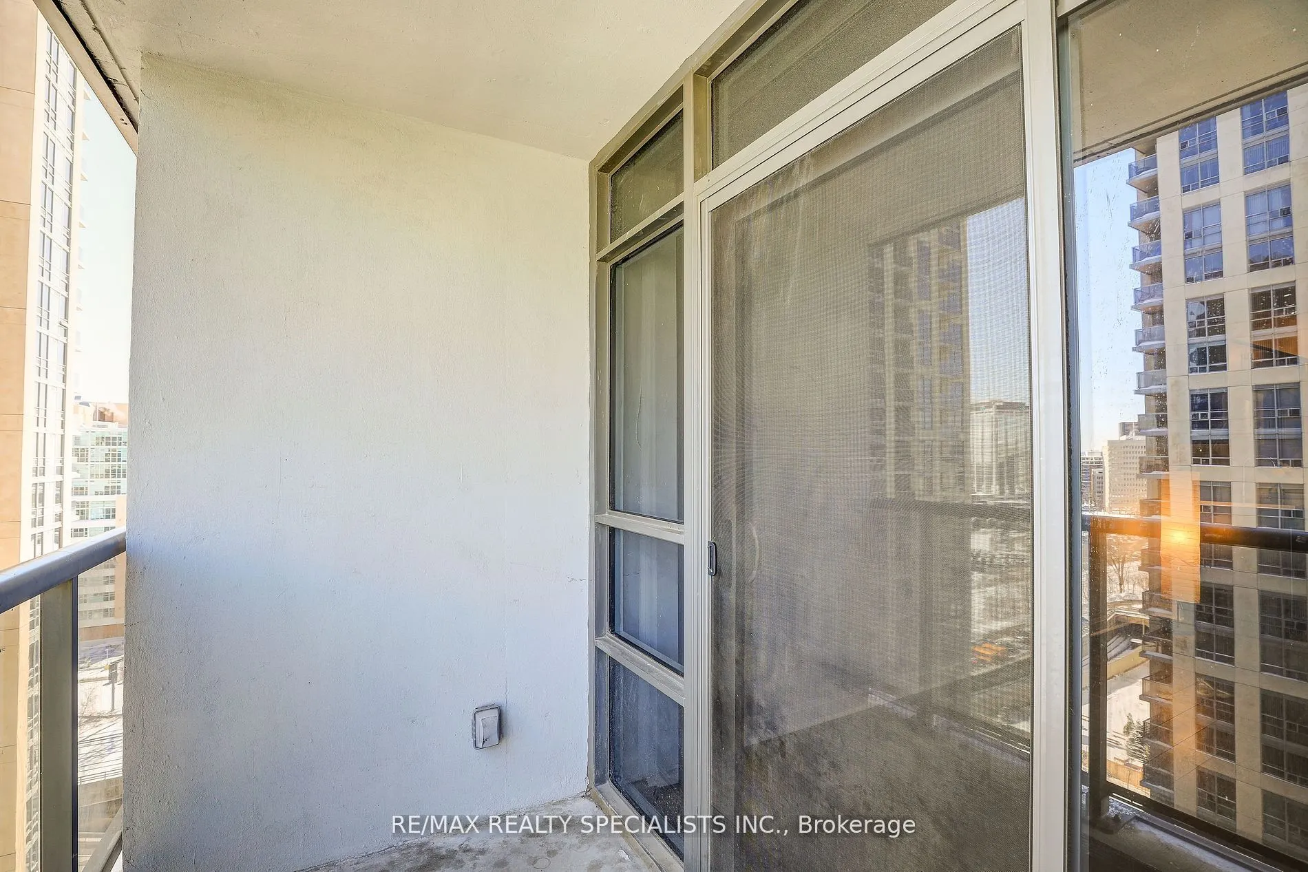 1 Michael Power Place, #1512