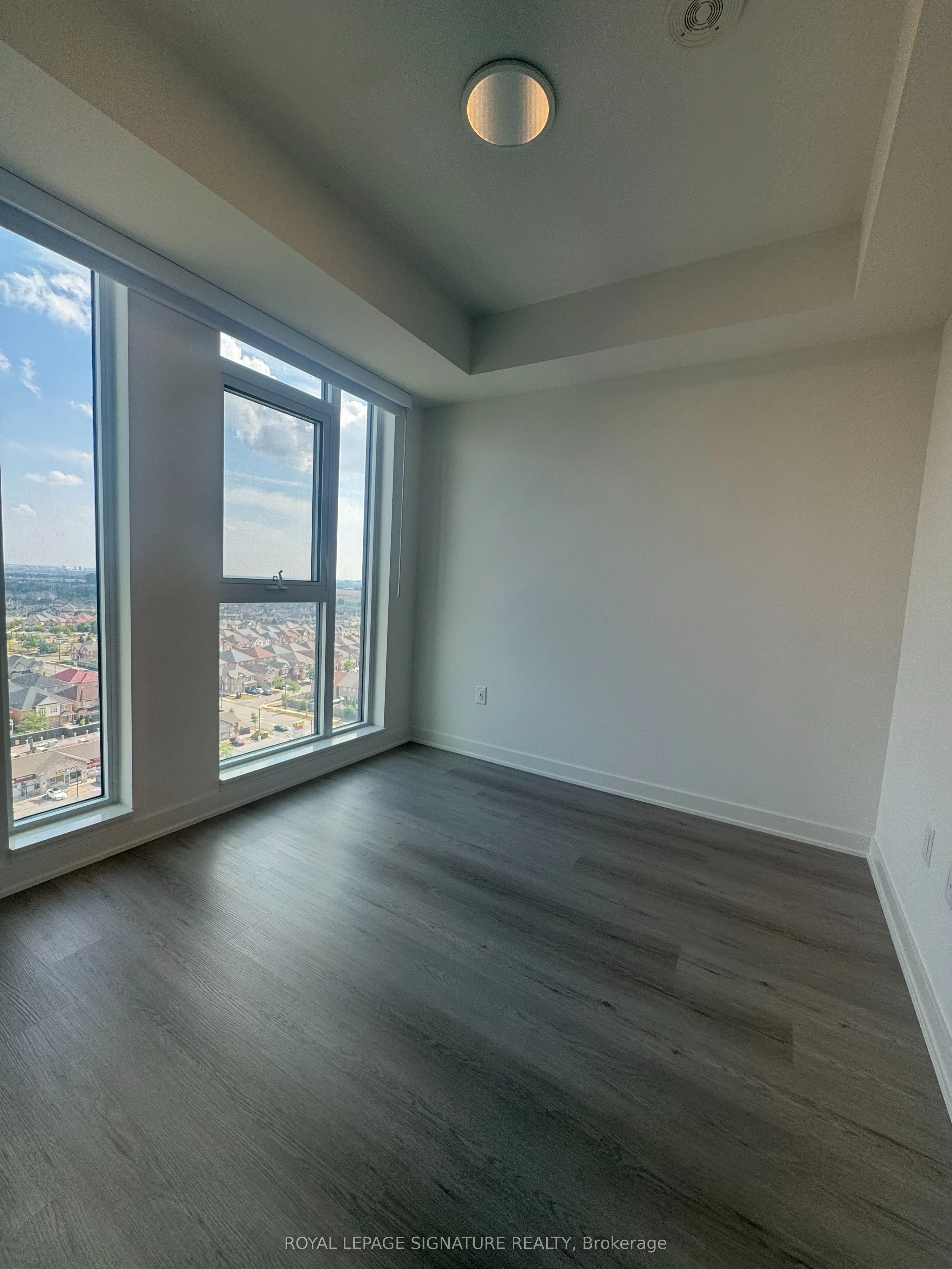 40 Lagerfeld Drive, #2603