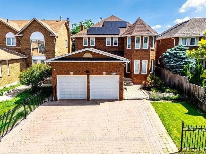 5275 Thornwood Drive