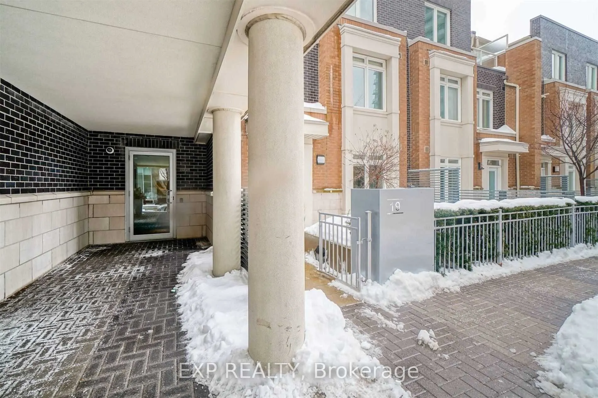 370 Square One Dr Drive N, #19