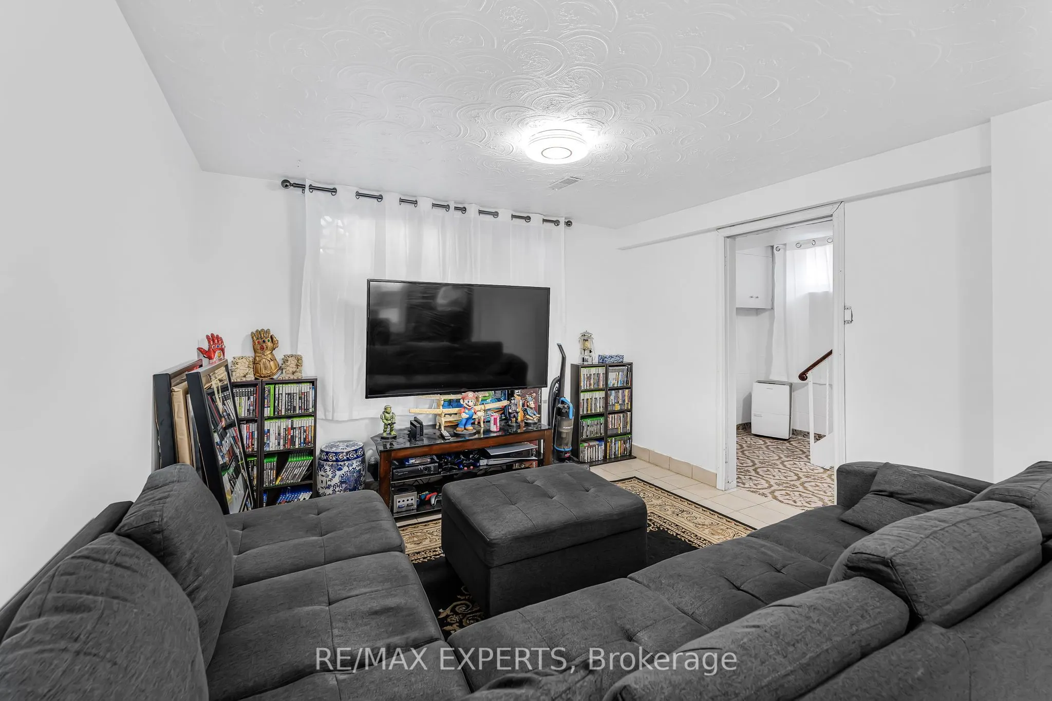 81 Hagar Avenue