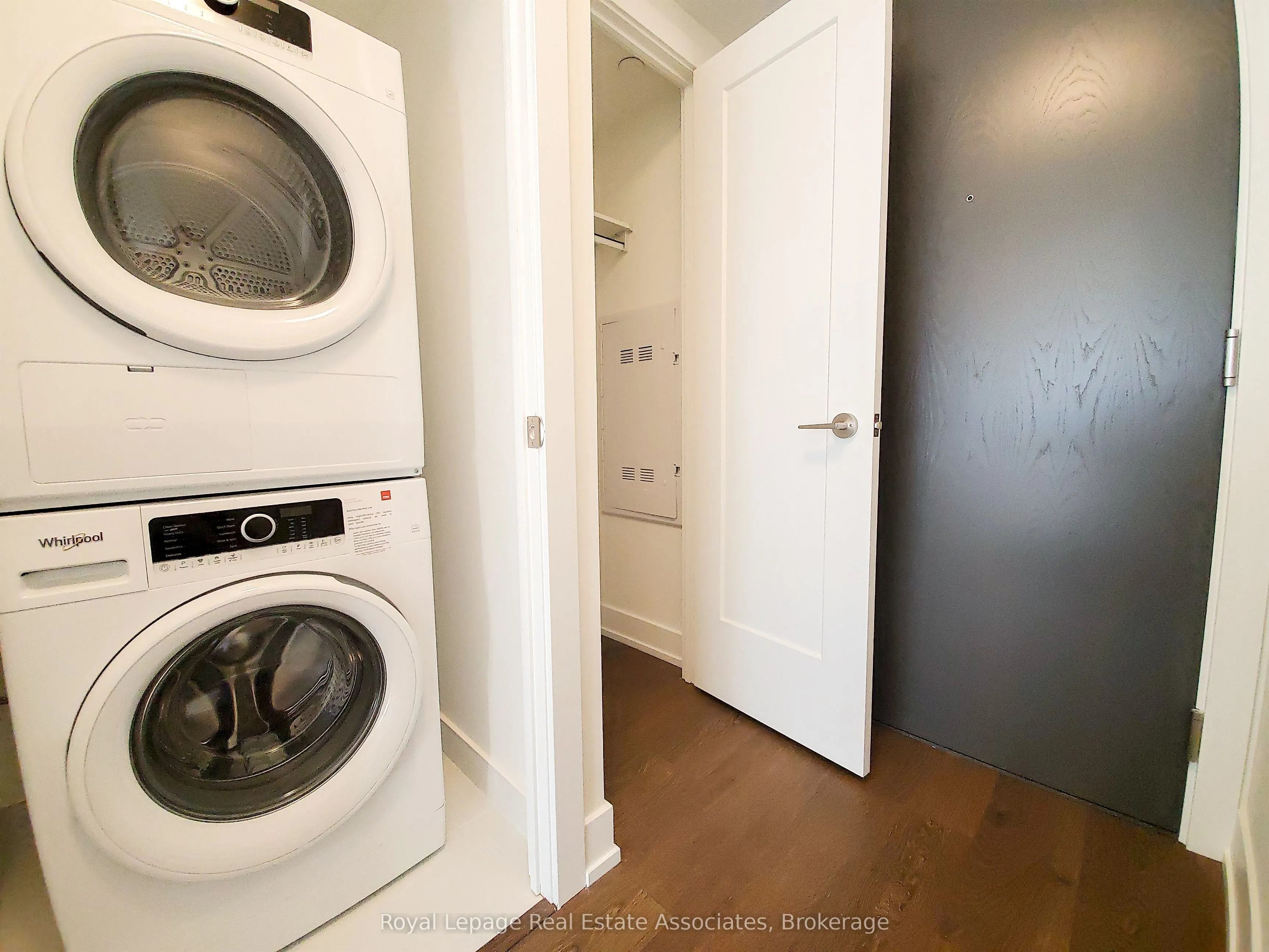 5 Mabelle Avenue, #1531