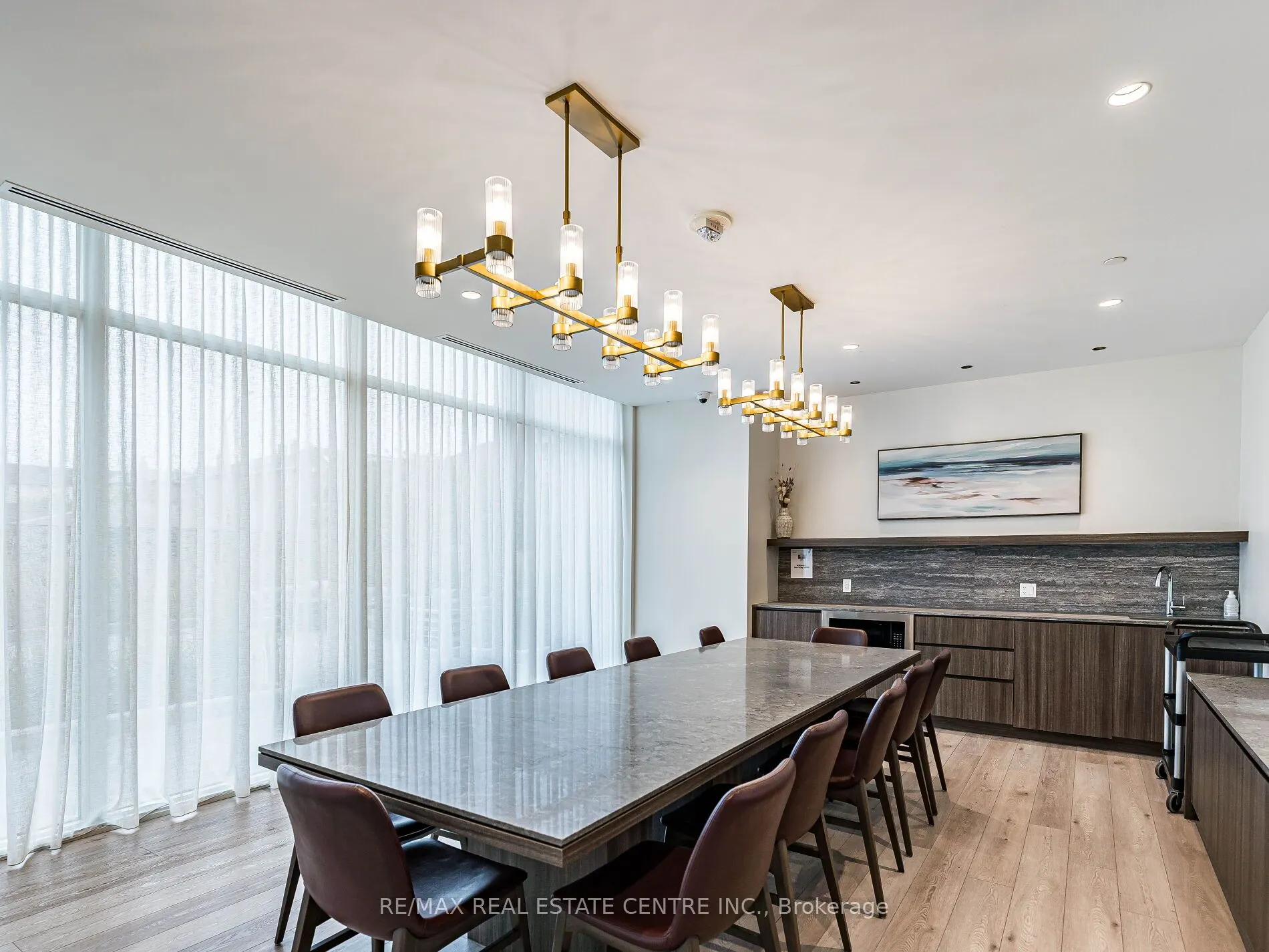 1787 St Clair Avenue W, #429