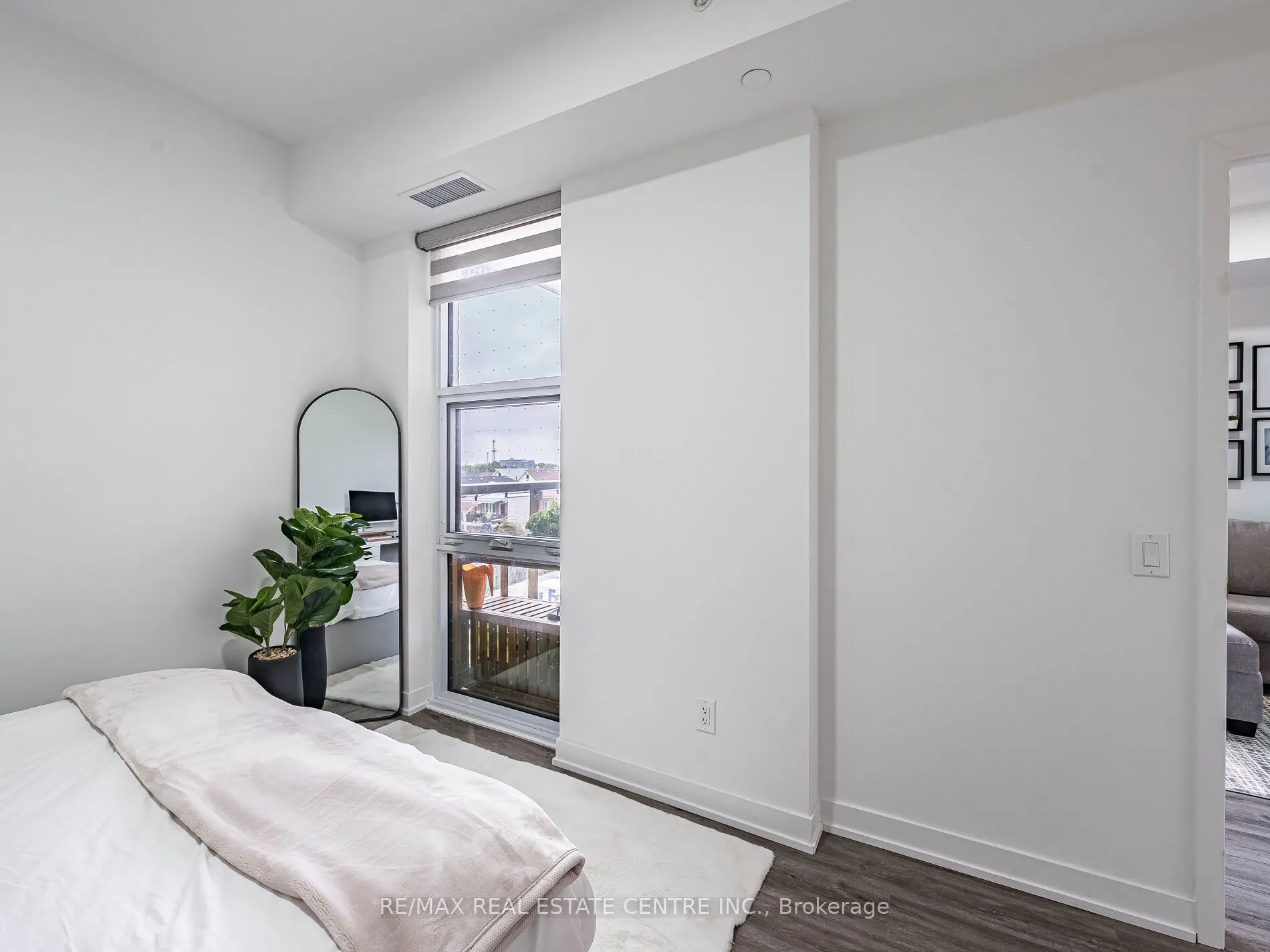 1787 St Clair Avenue W, #429