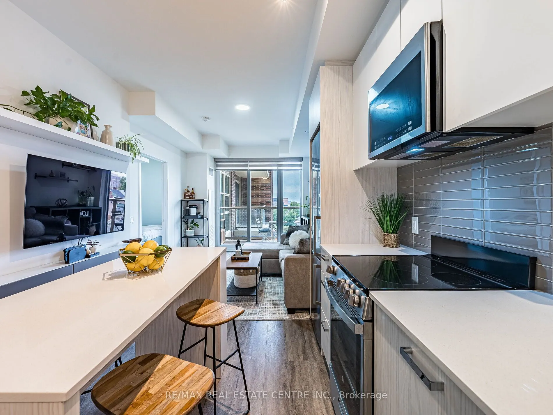 1787 St Clair Avenue W, #429