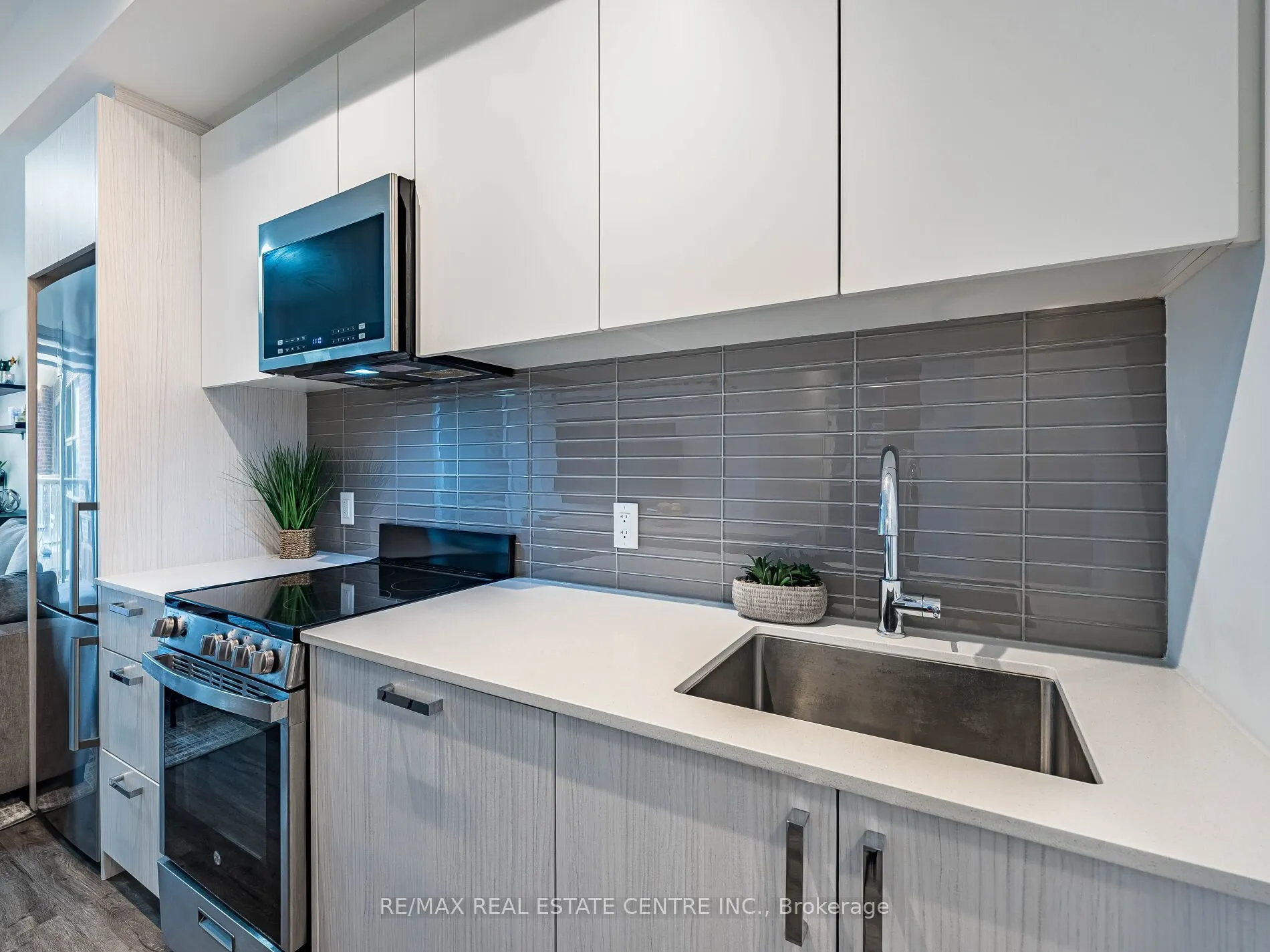 1787 St Clair Avenue W, #429
