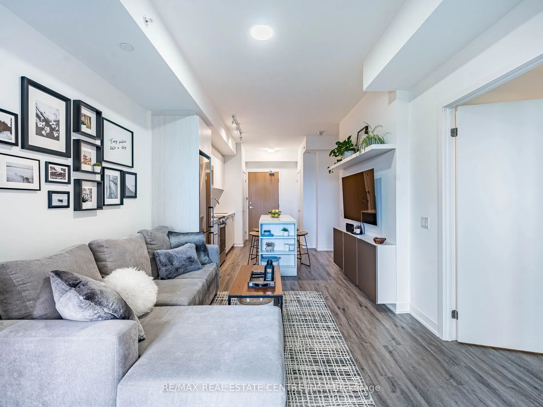 1787 St Clair Avenue W, #429
