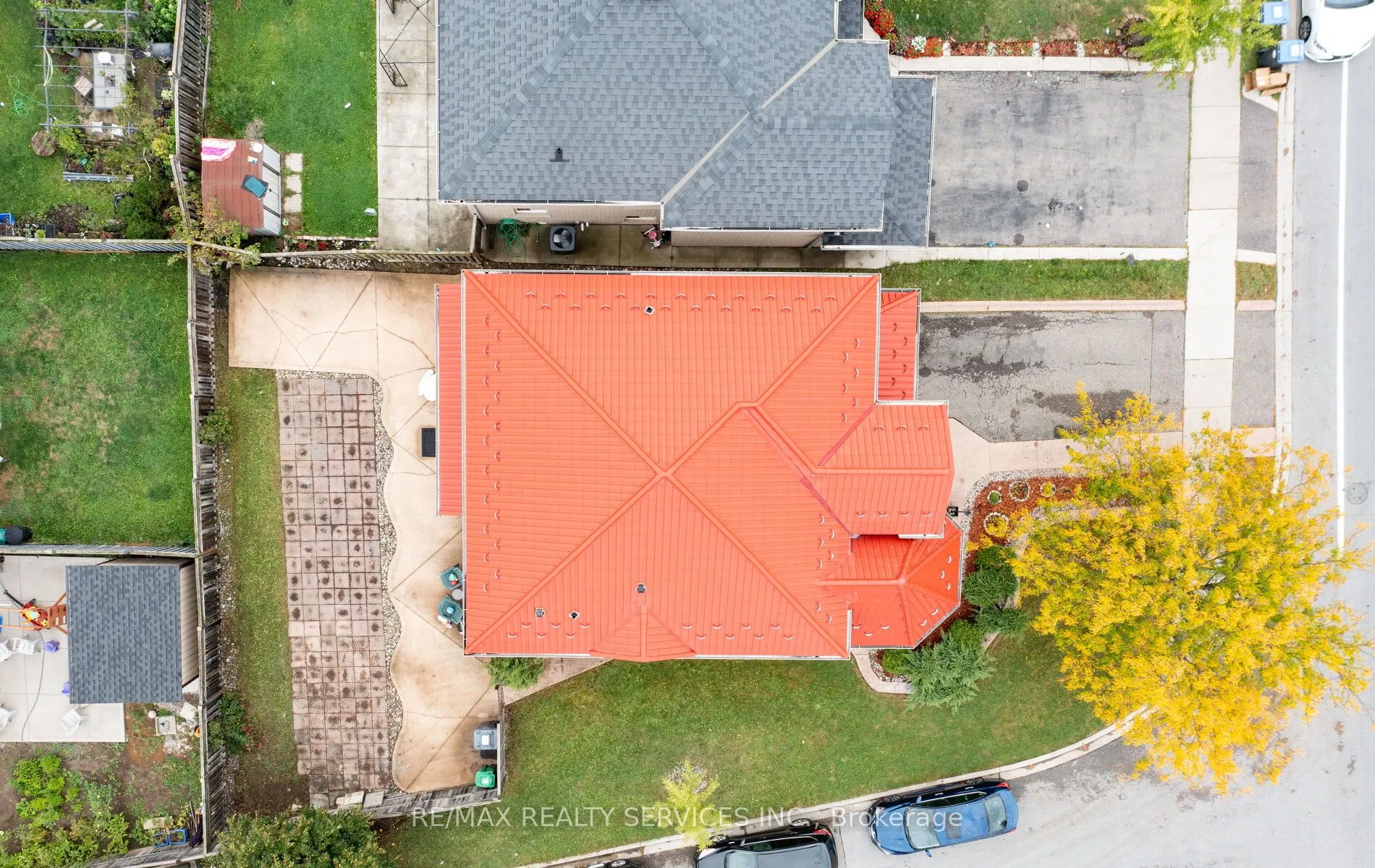 87 Queen Mary Drive