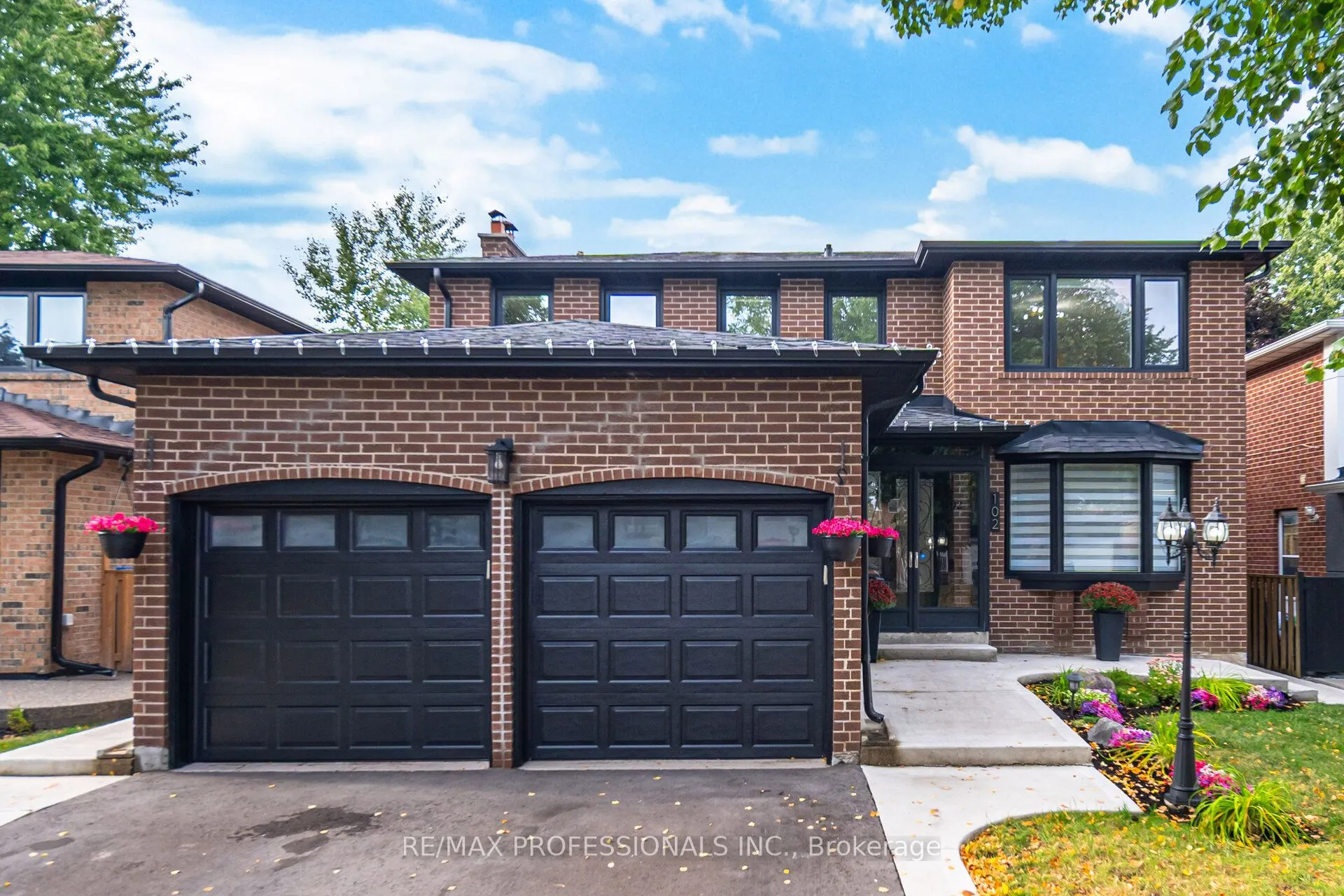102 Tanager Square