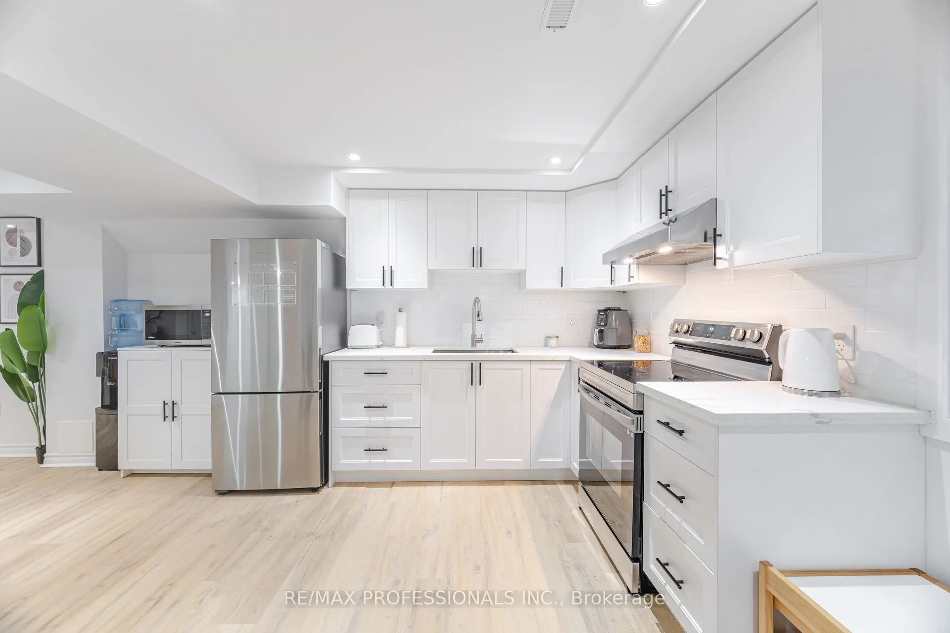 102 Tanager Square
