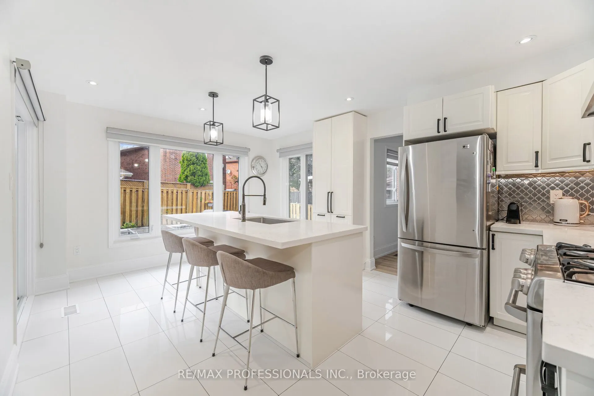 102 Tanager Square