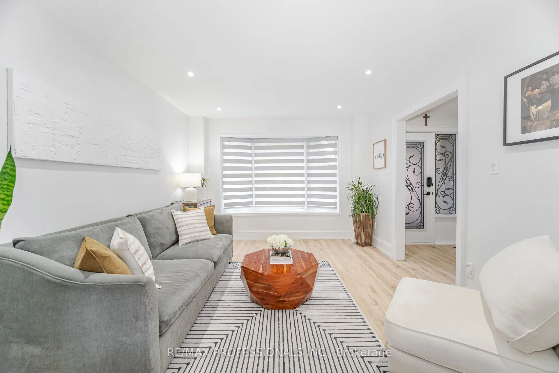 102 Tanager Square
