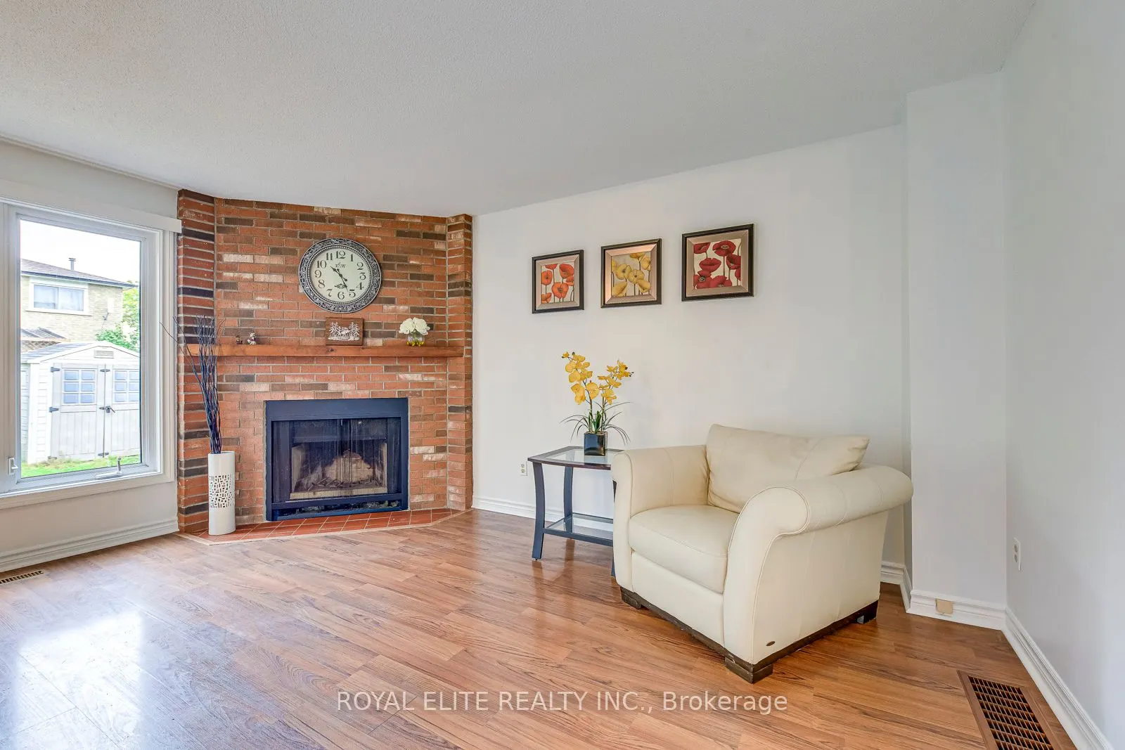 6951 Harris Road