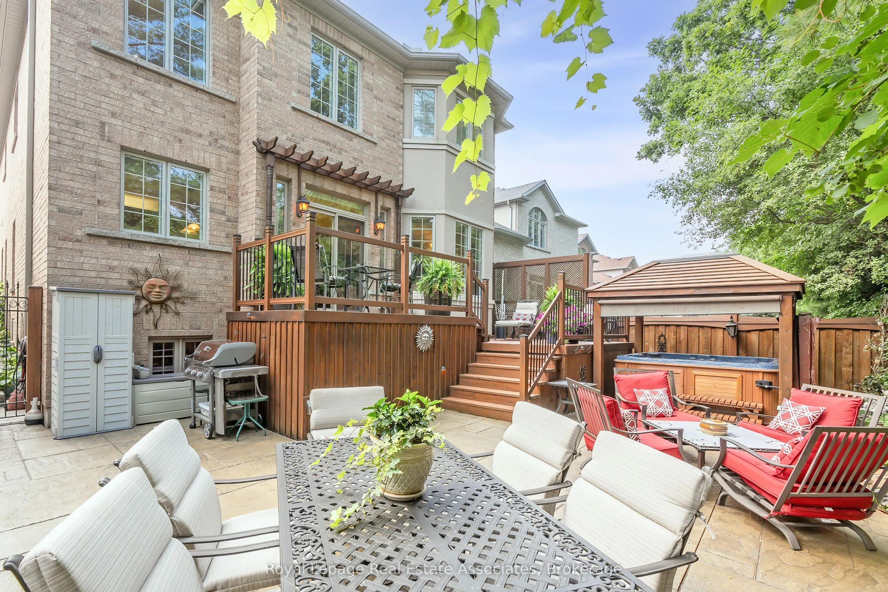 2257 Adirondak Trail