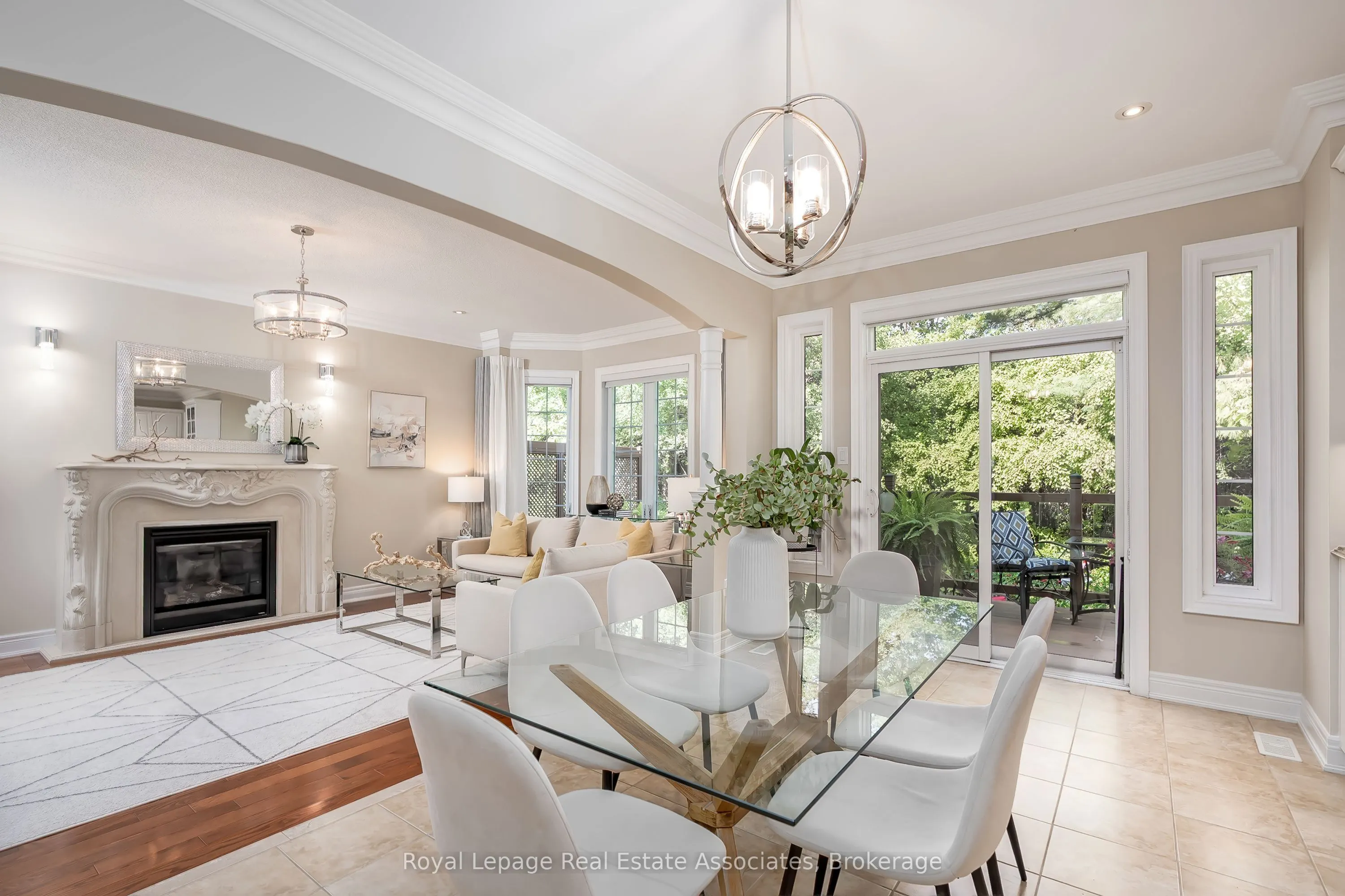 2257 Adirondak Trail