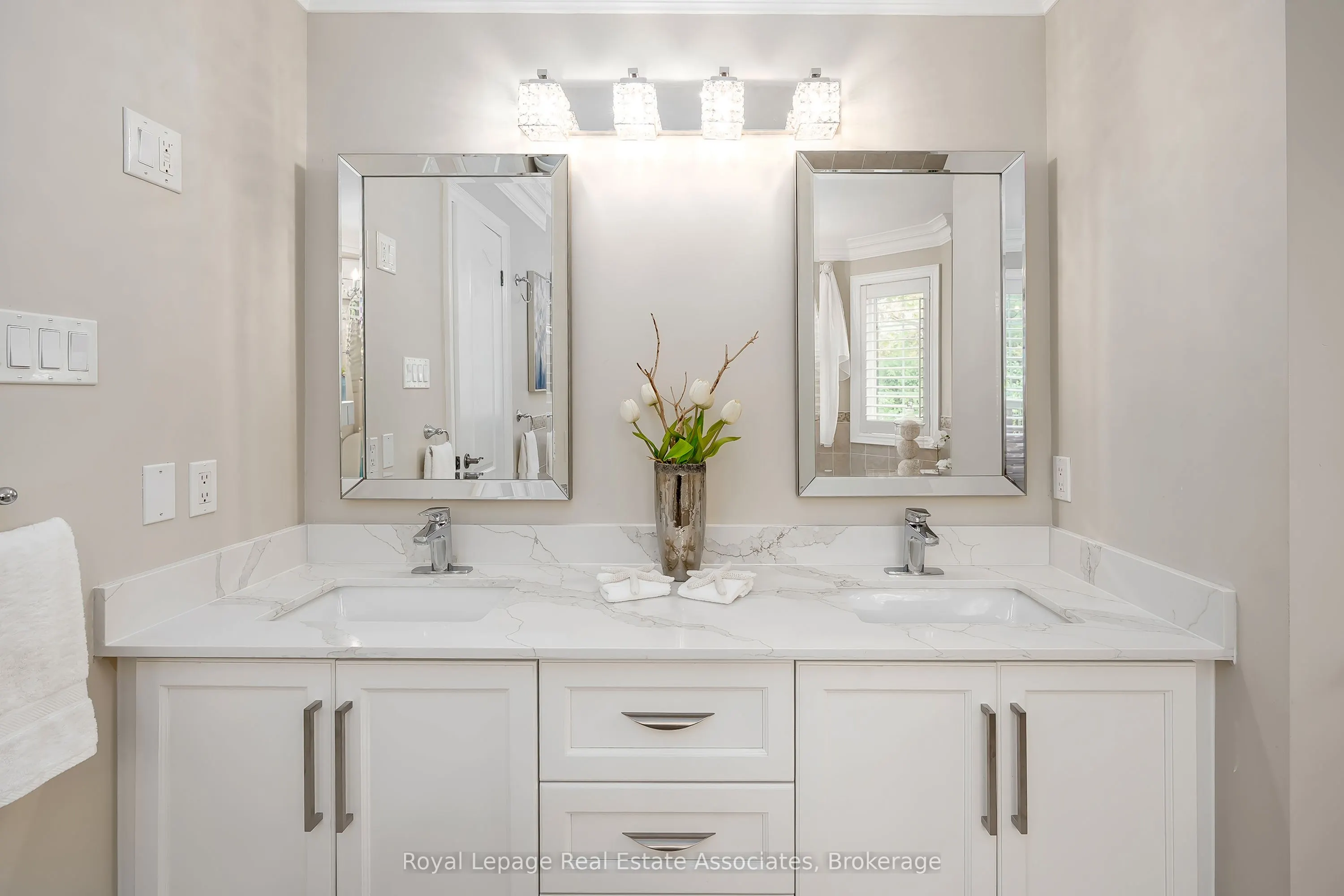 2257 Adirondak Trail