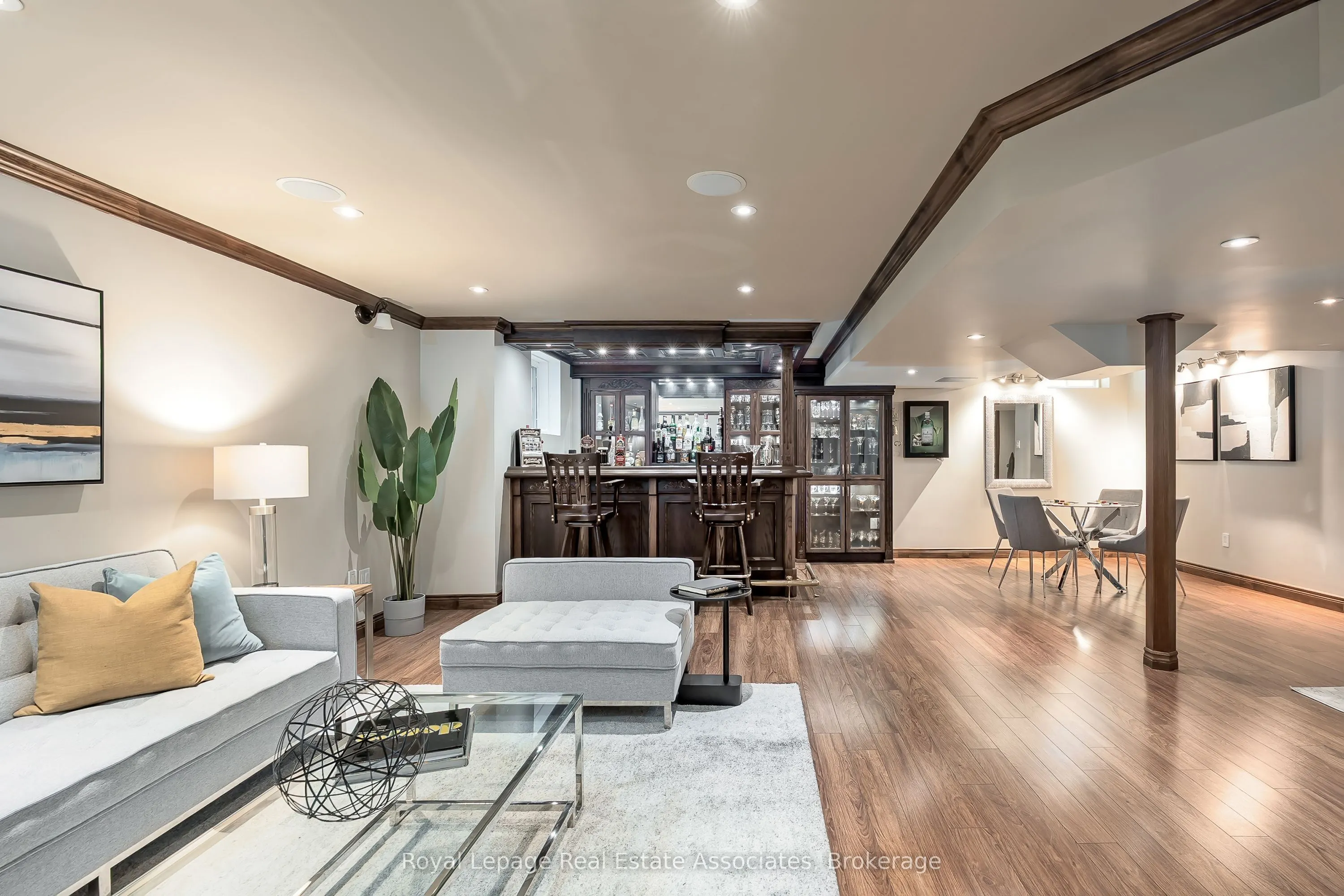 2257 Adirondak Trail