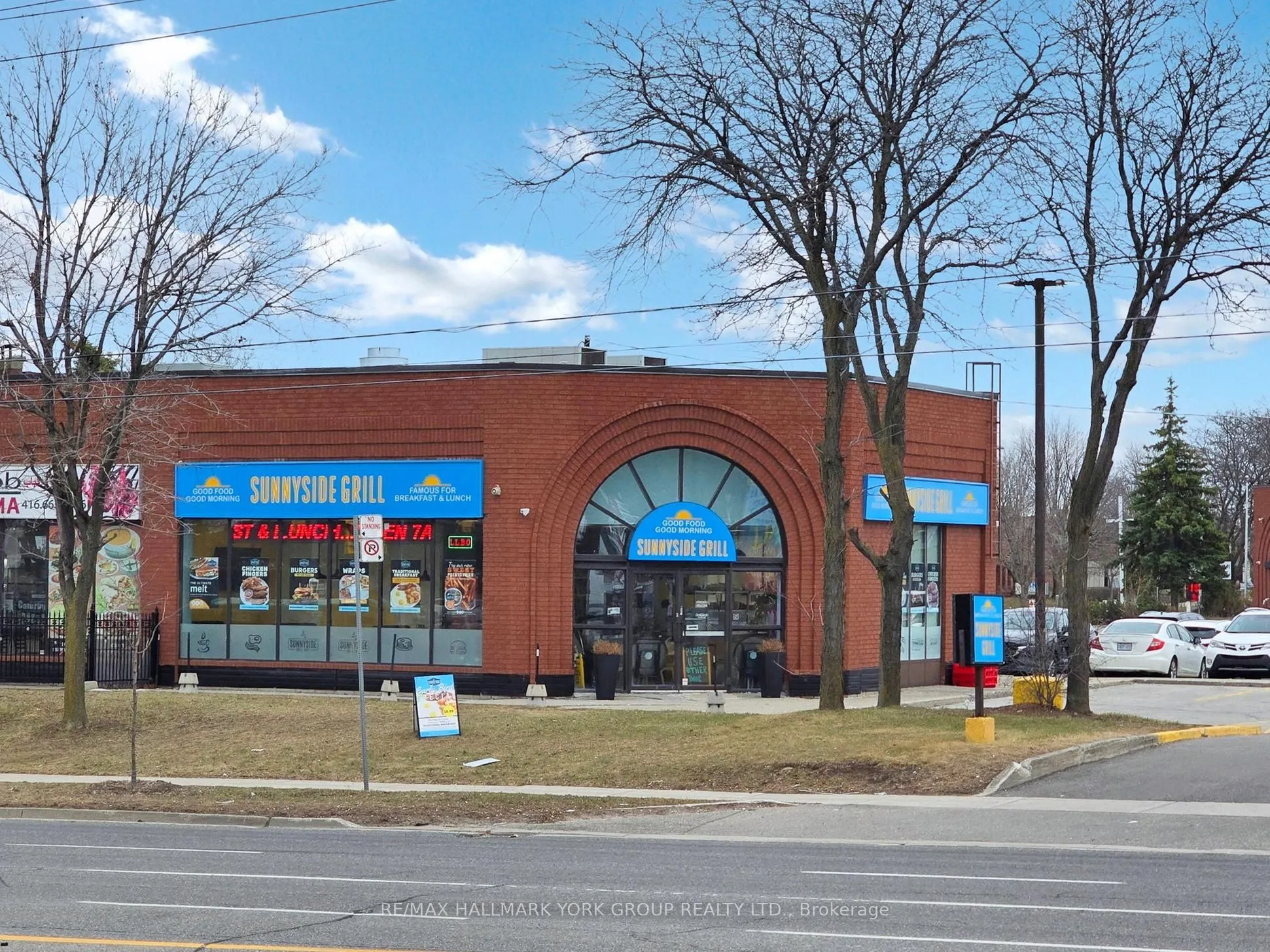 2777 Steeles Avenue W