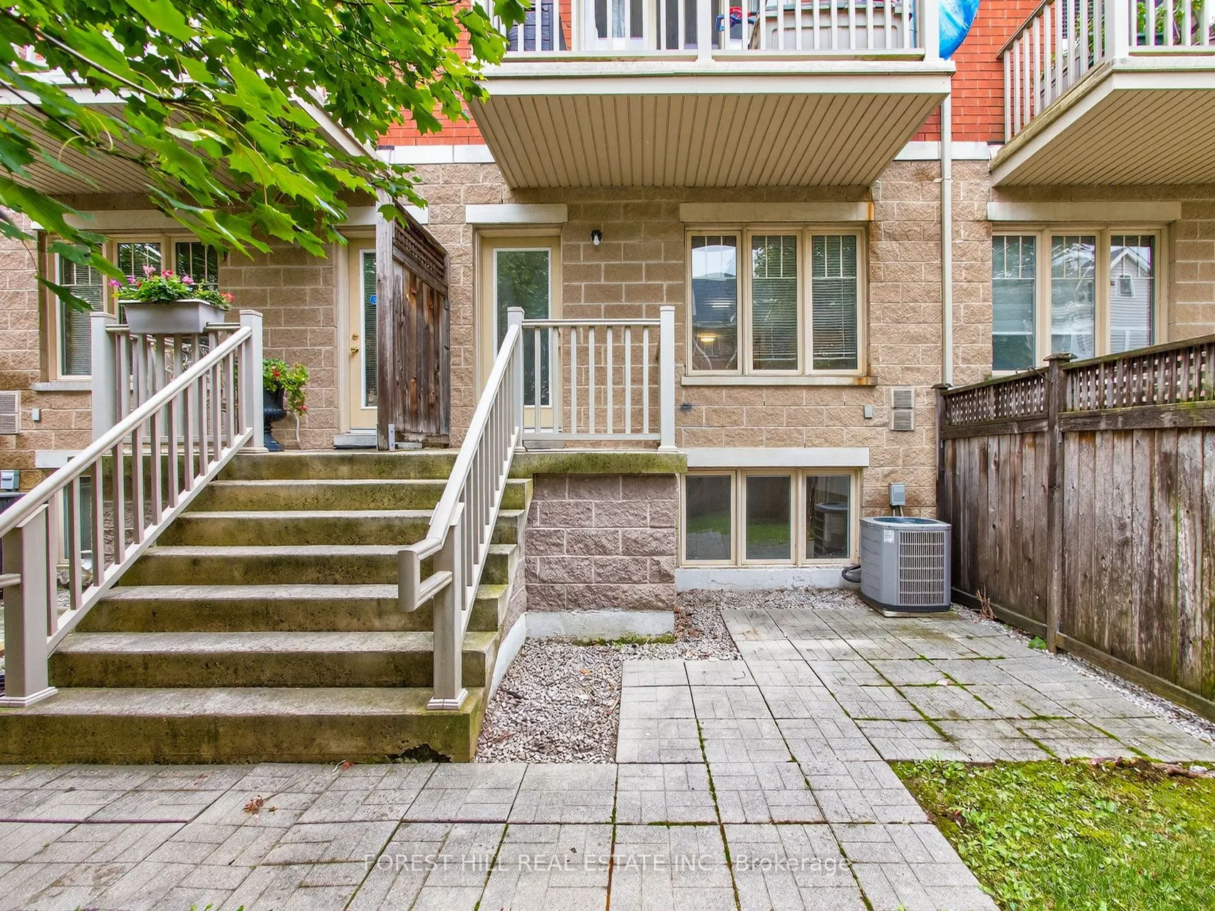 5050 Intrepid Drive, #20