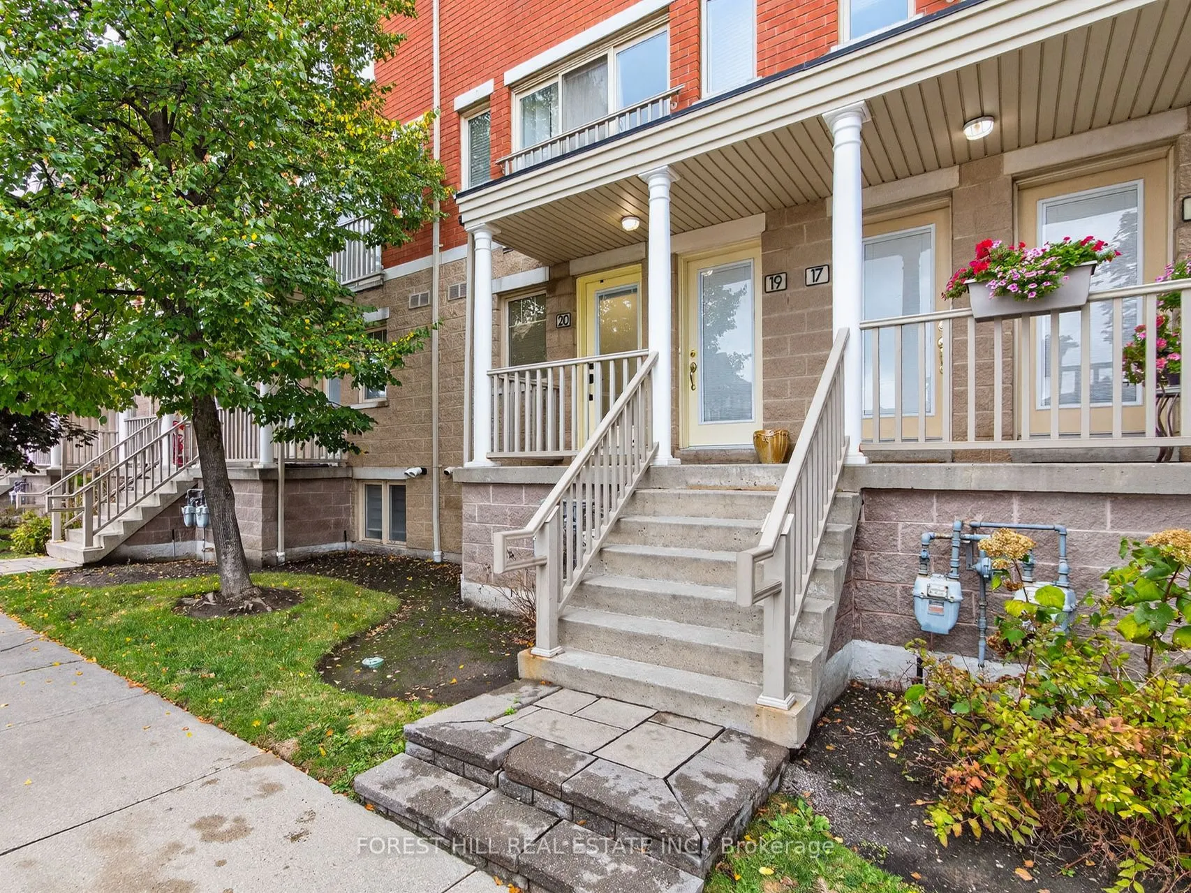 5050 Intrepid Drive, #20