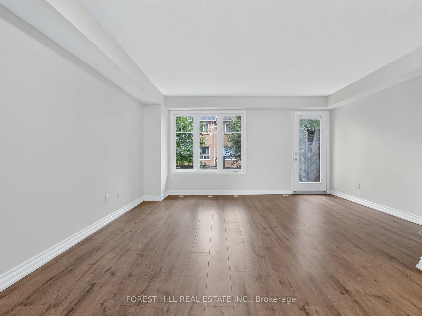 5050 Intrepid Drive, #20