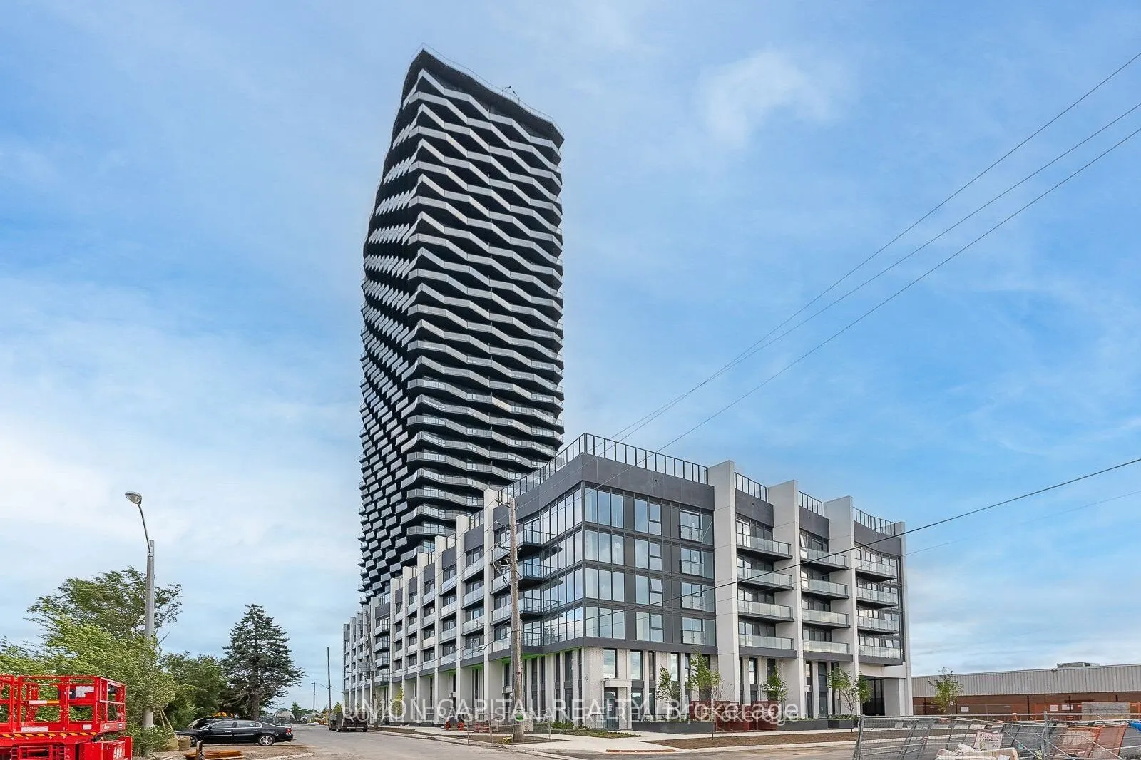 36 Zorra Street N, #513
