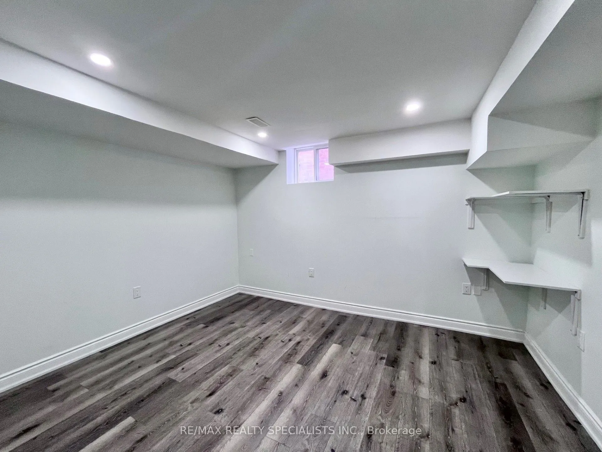 3 Fairhill Avenue, #LOWER