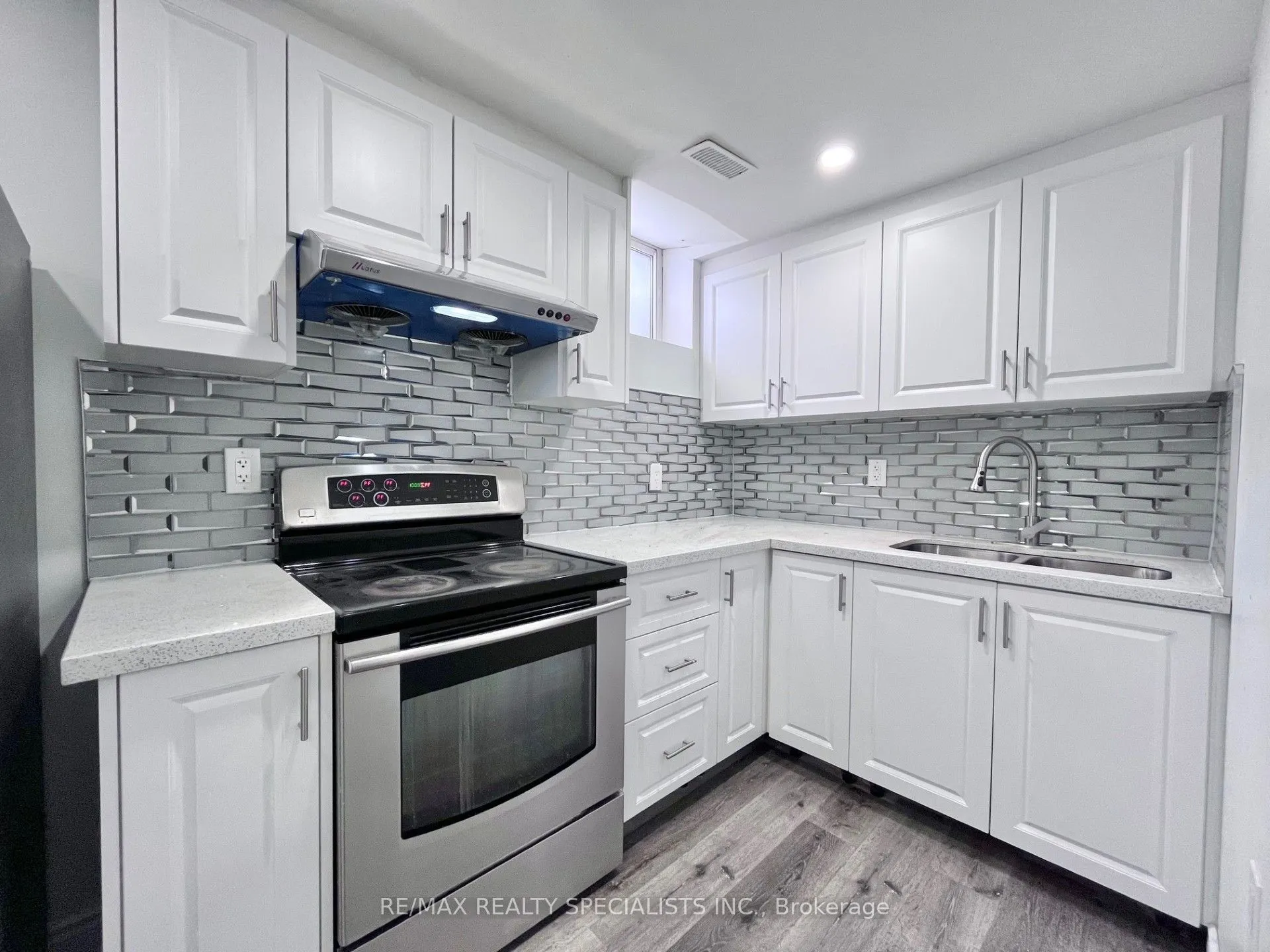 3 Fairhill Avenue, #LOWER