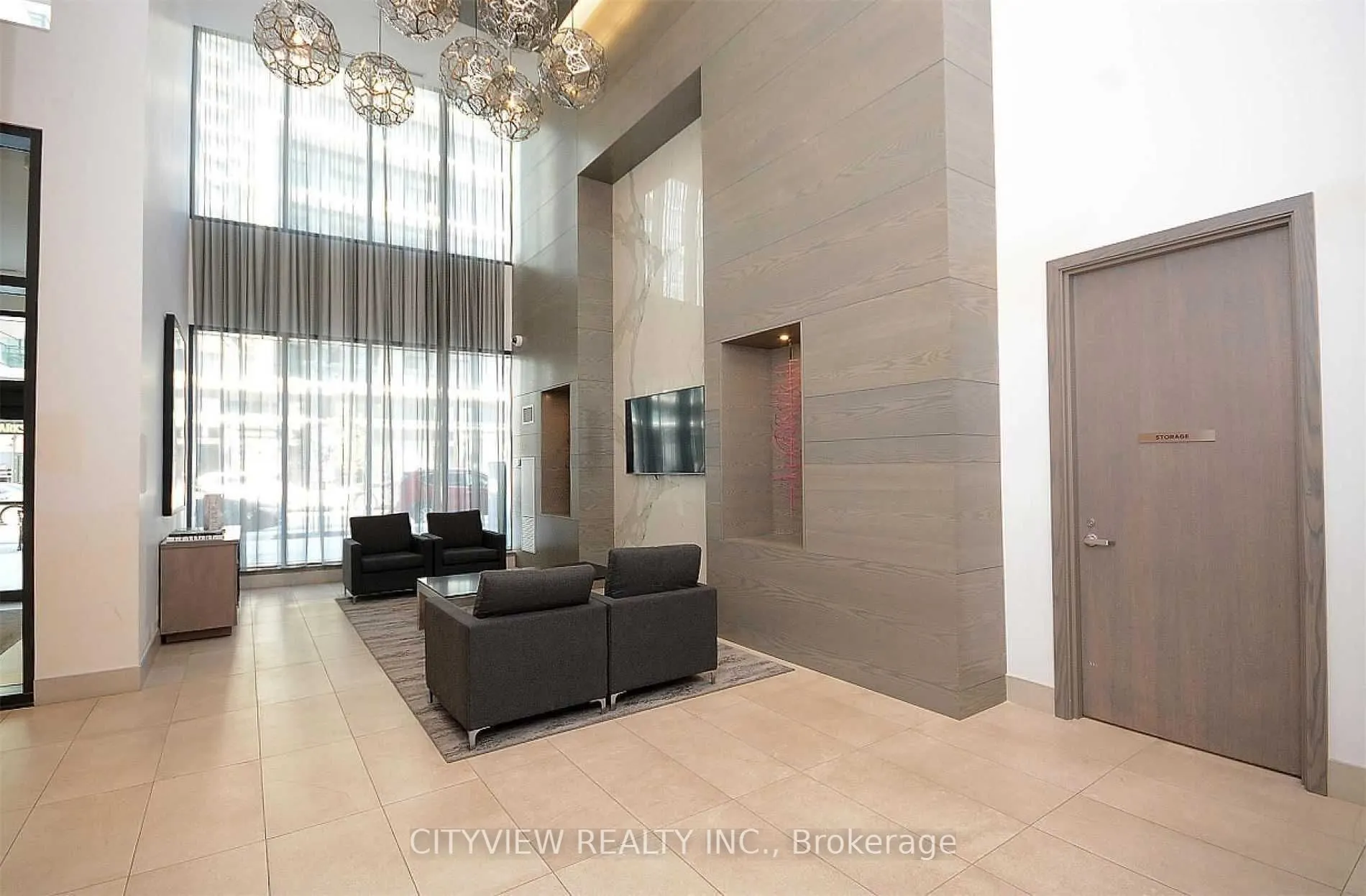 510 Curran Place, #710
