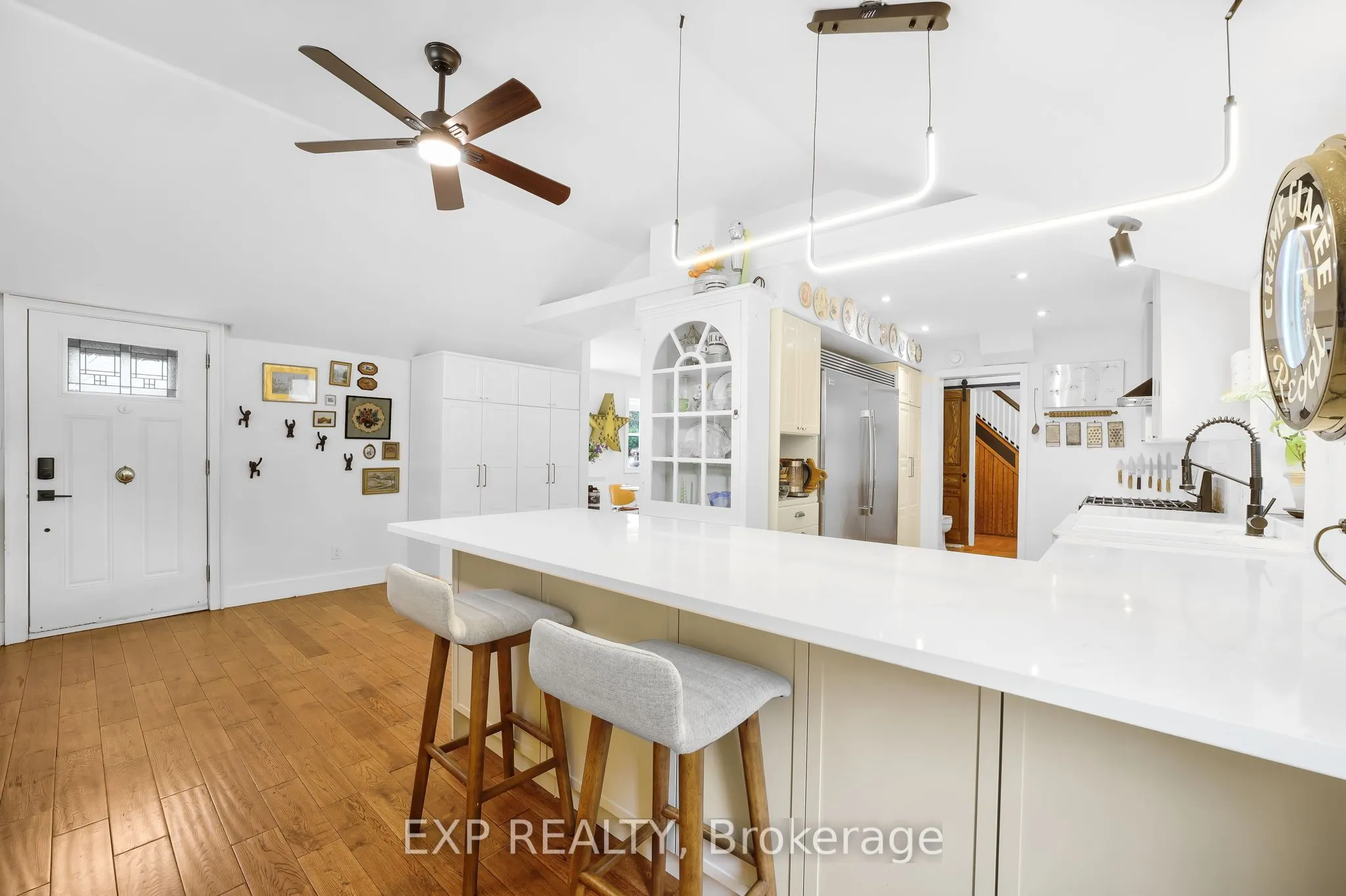 20 Elgin Street S