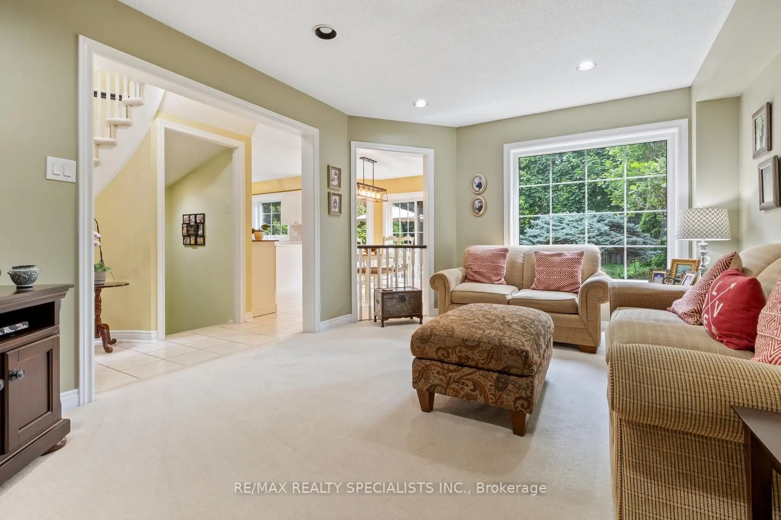6847 Summer Heights Drive