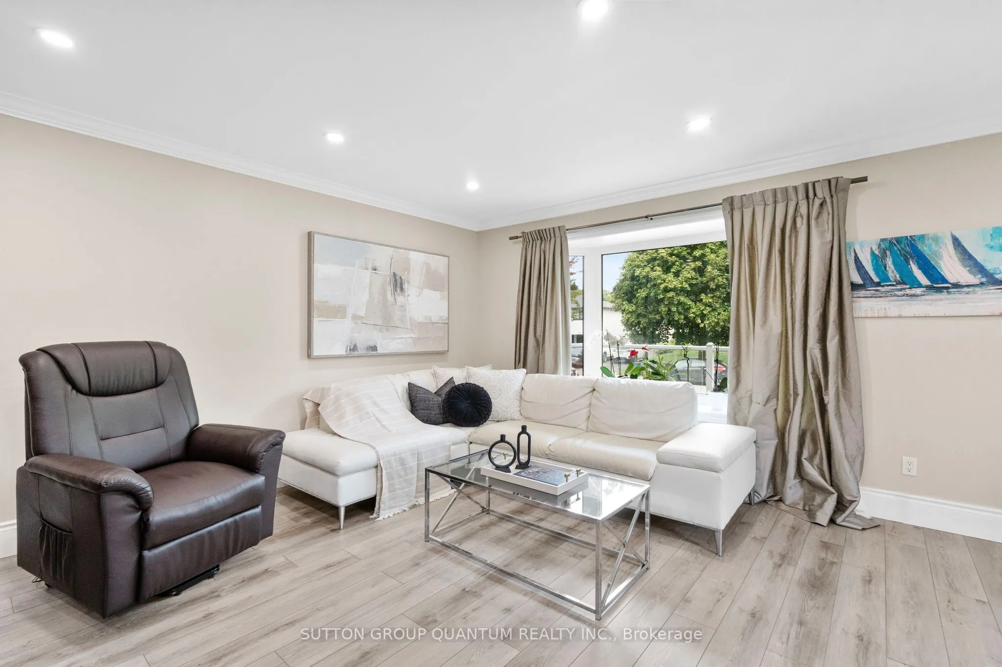 244 Bousfield Crescent