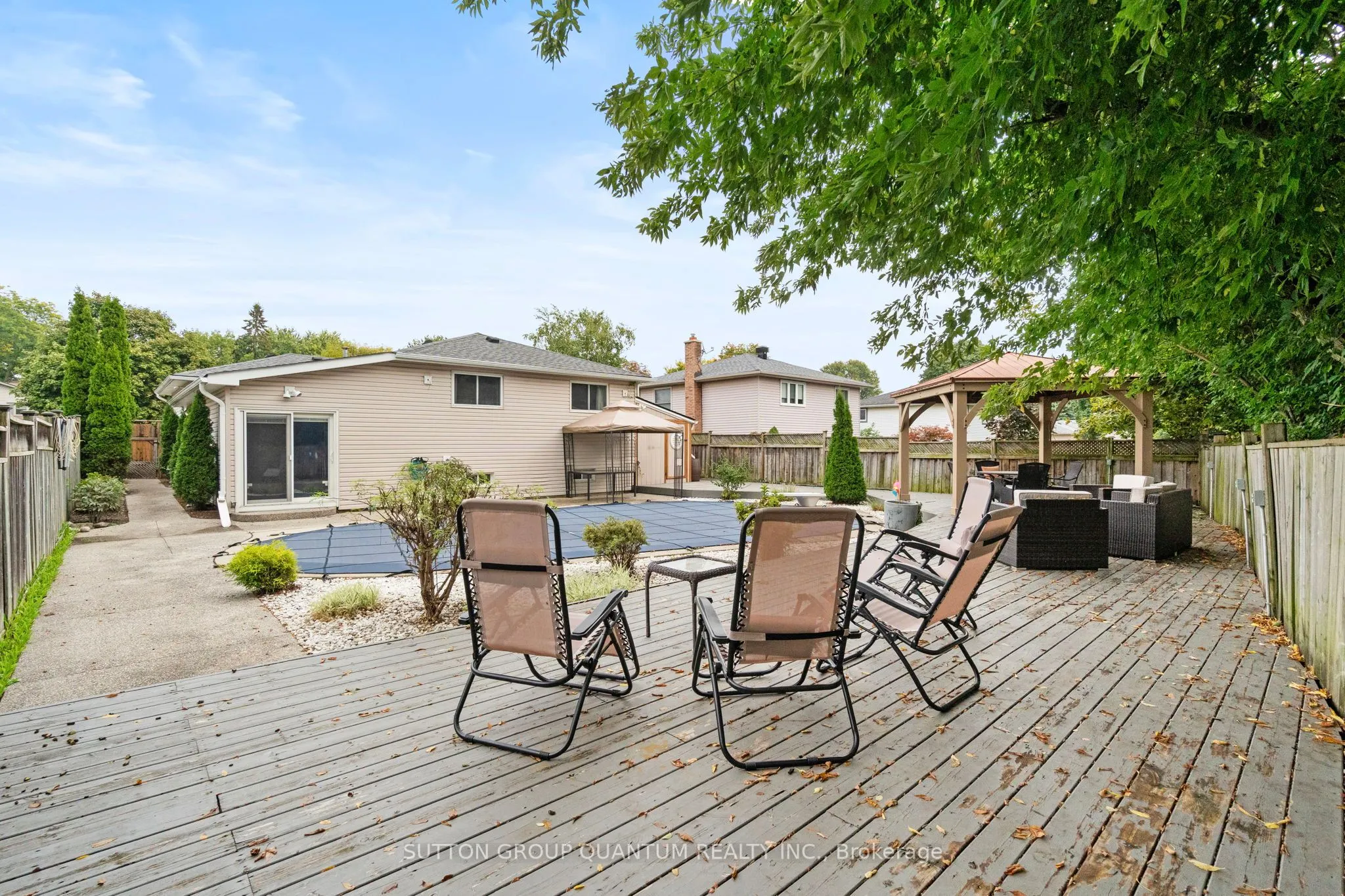 244 Bousfield Crescent