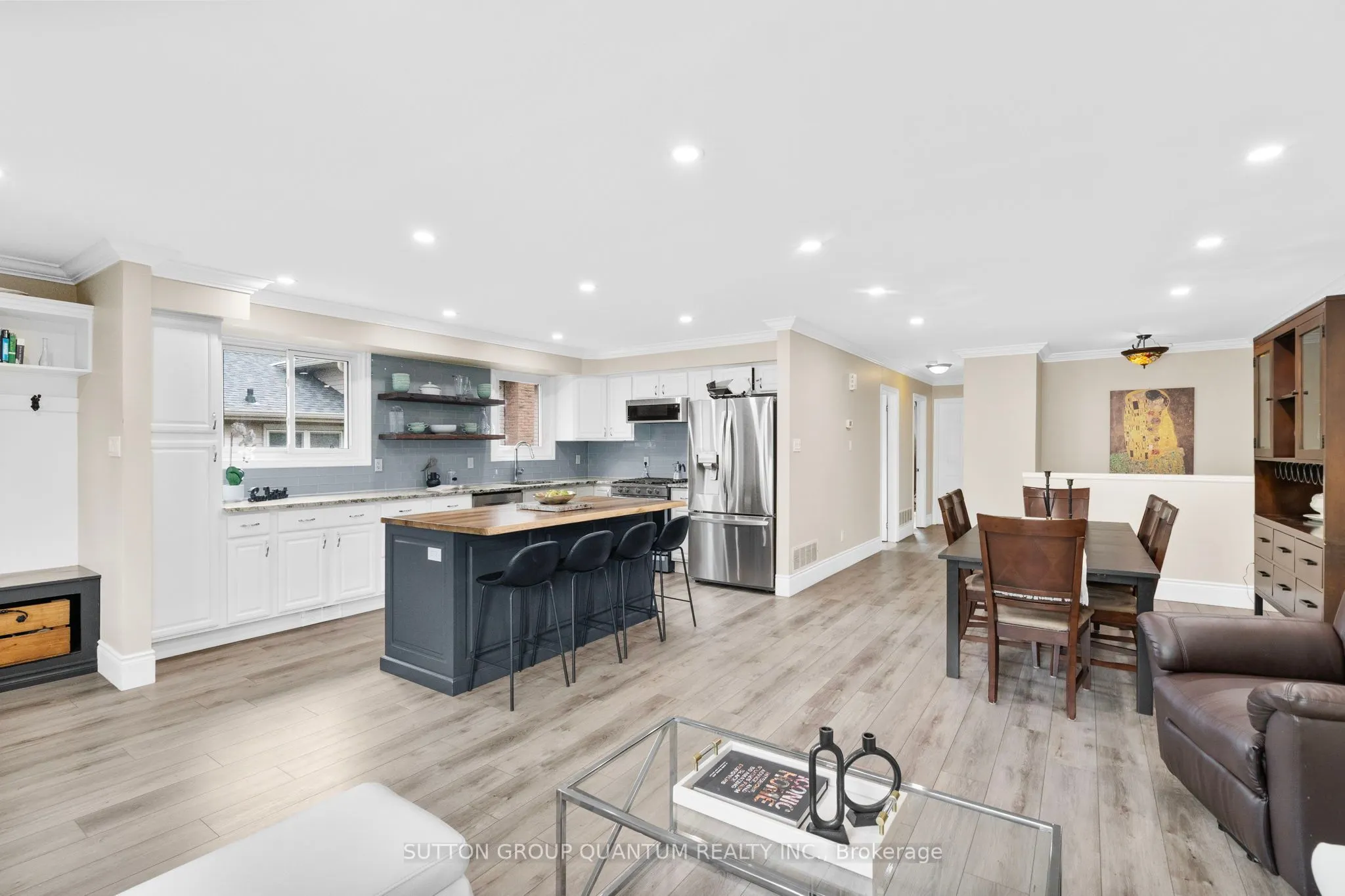 244 Bousfield Crescent
