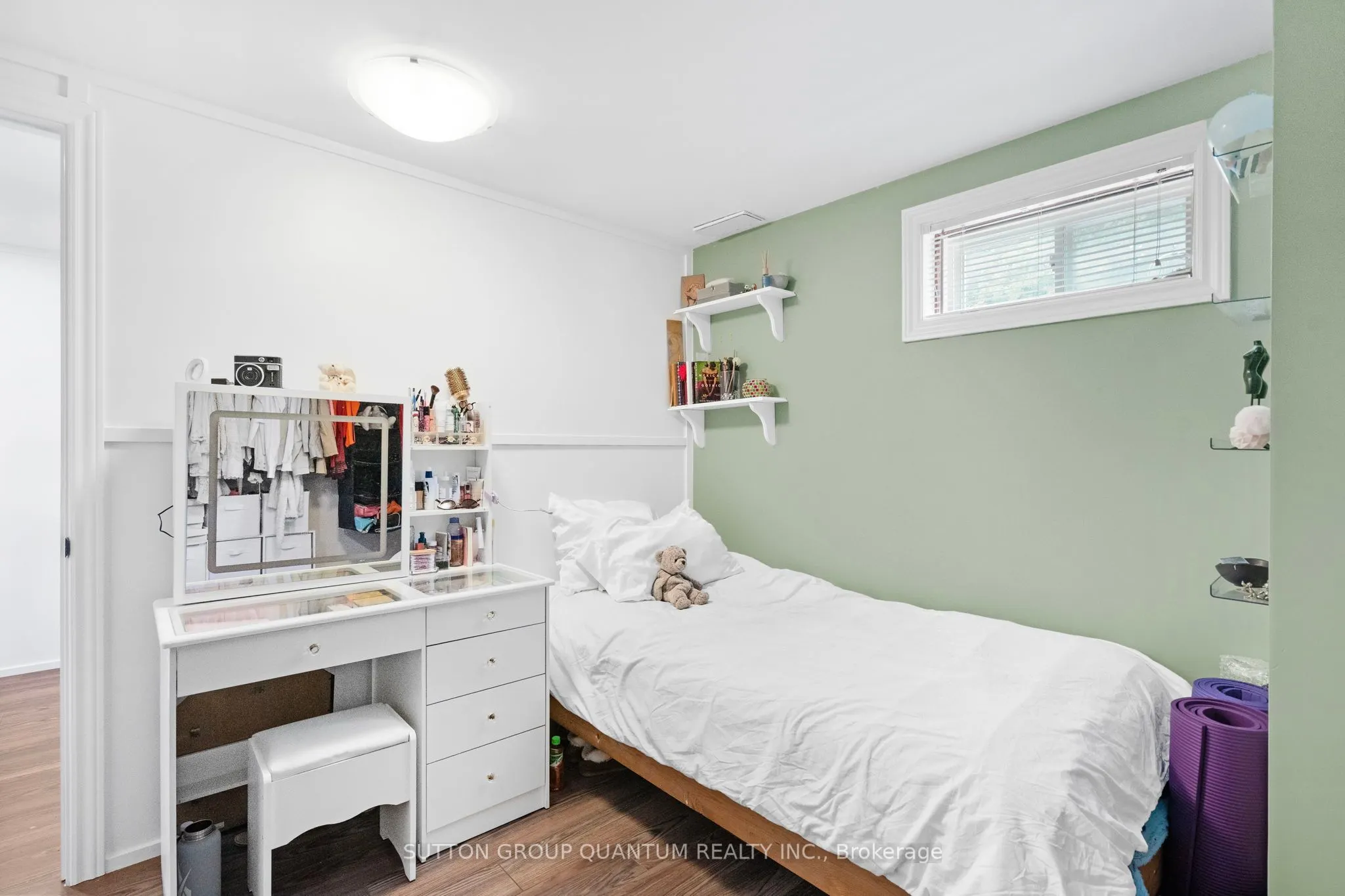 244 Bousfield Crescent