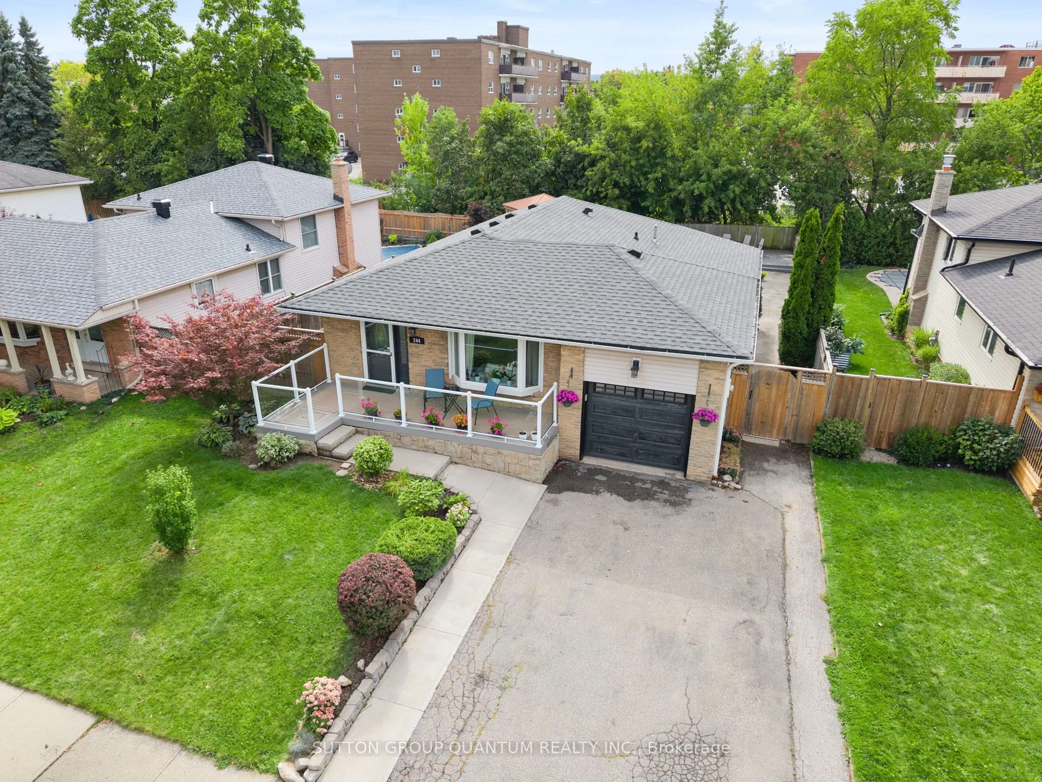 244 Bousfield Crescent