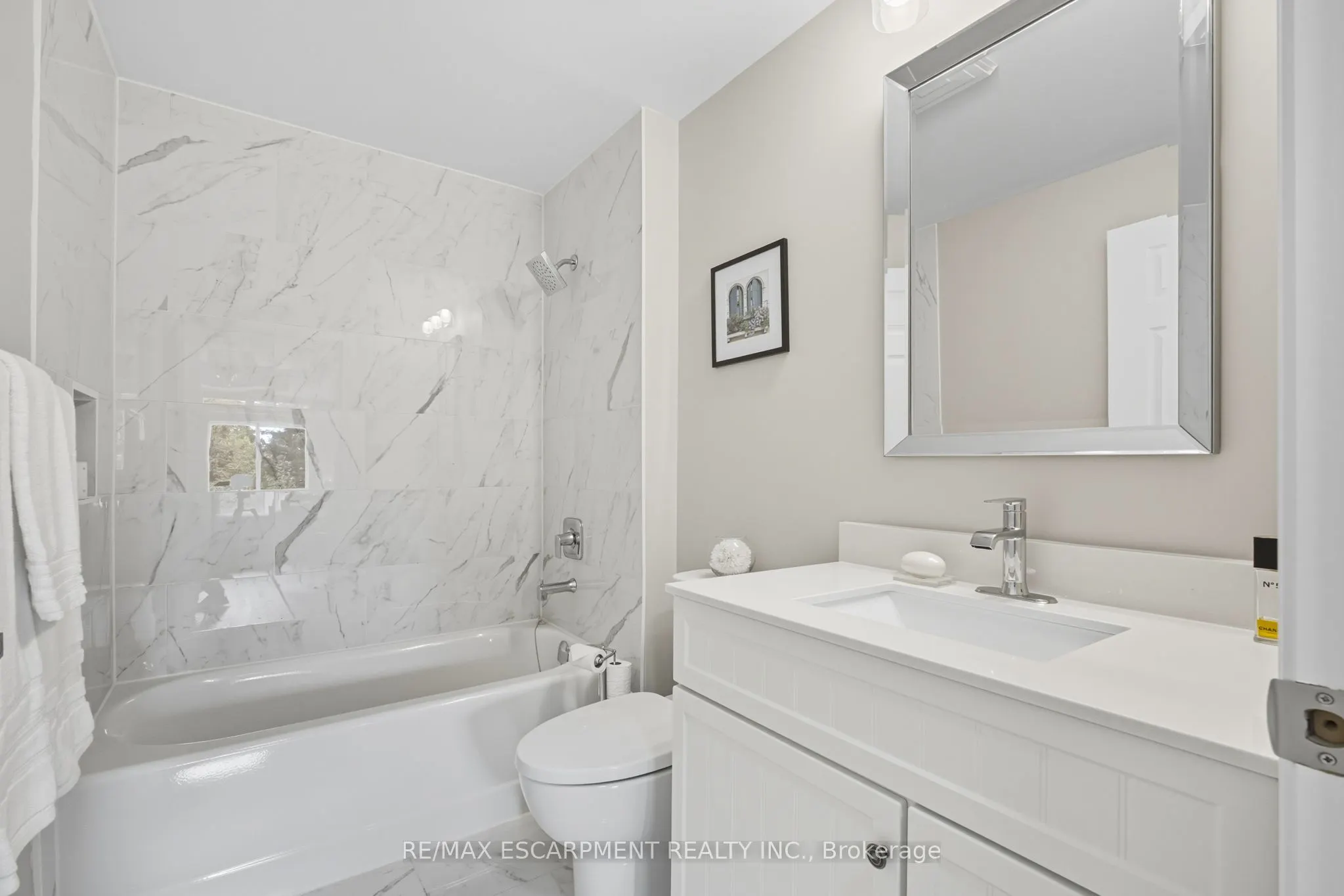 2075 Amherst Heights Drive, #215