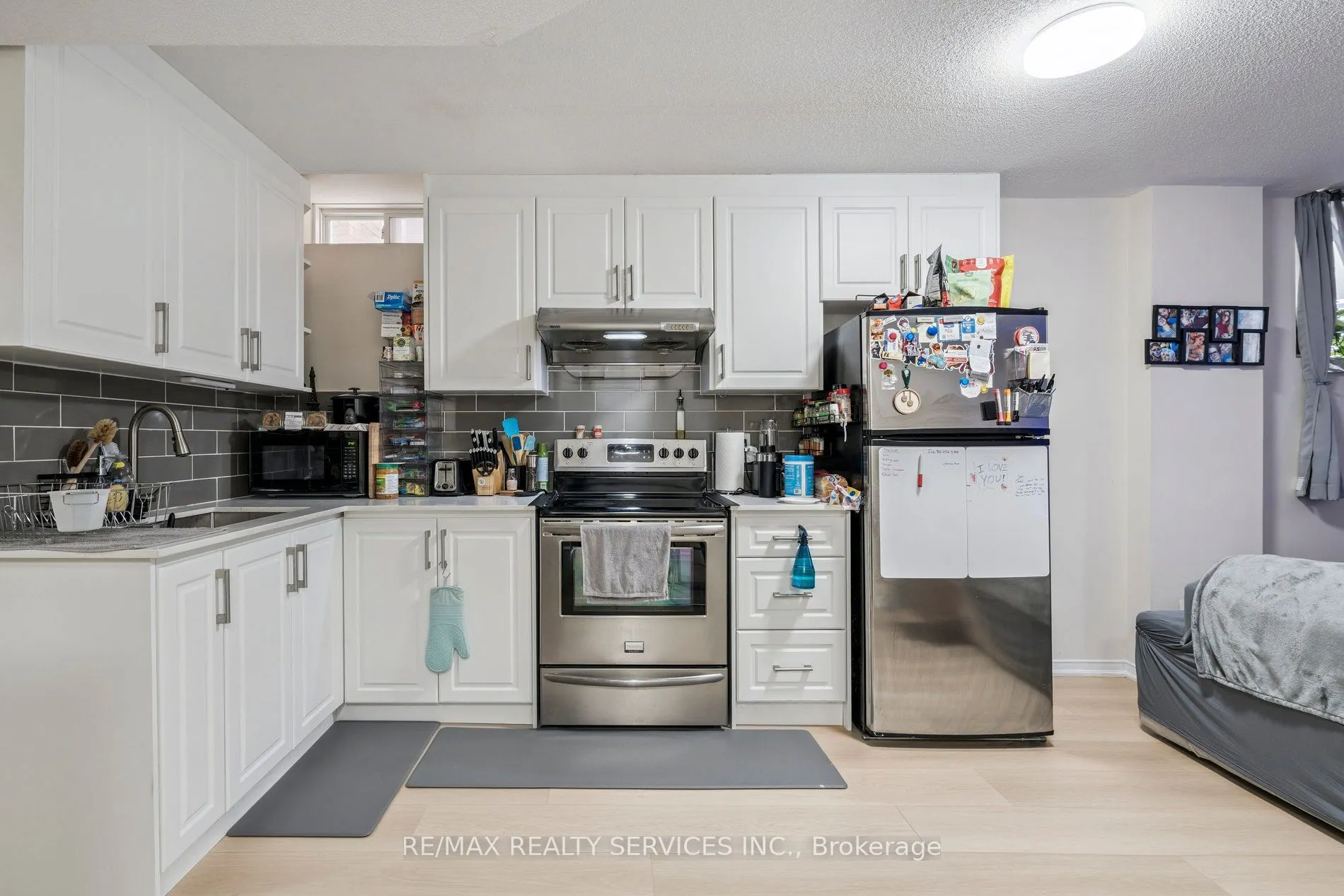 237 Valleyway Drive