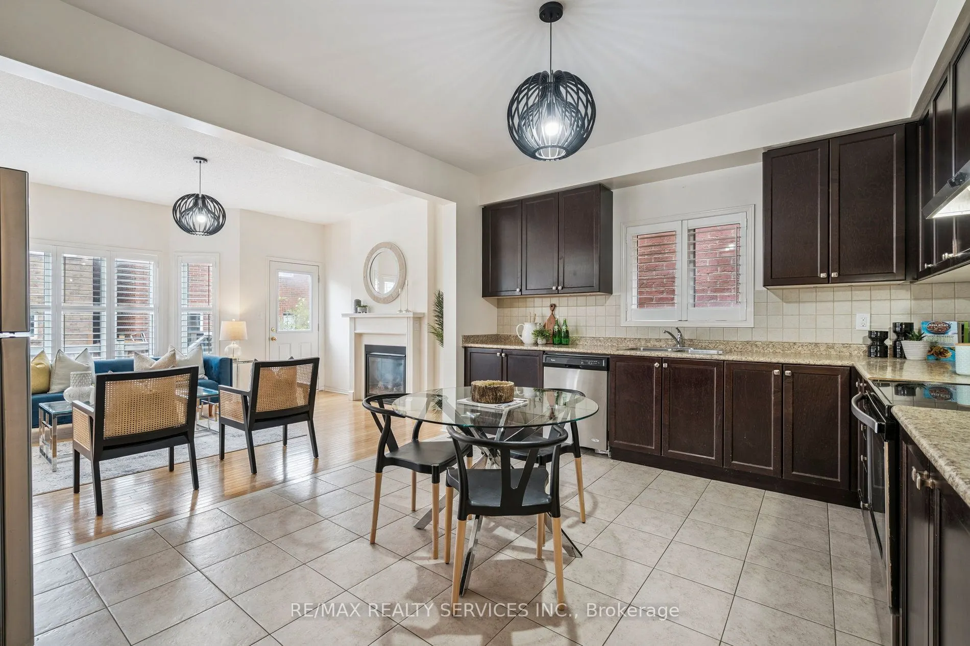 237 Valleyway Drive
