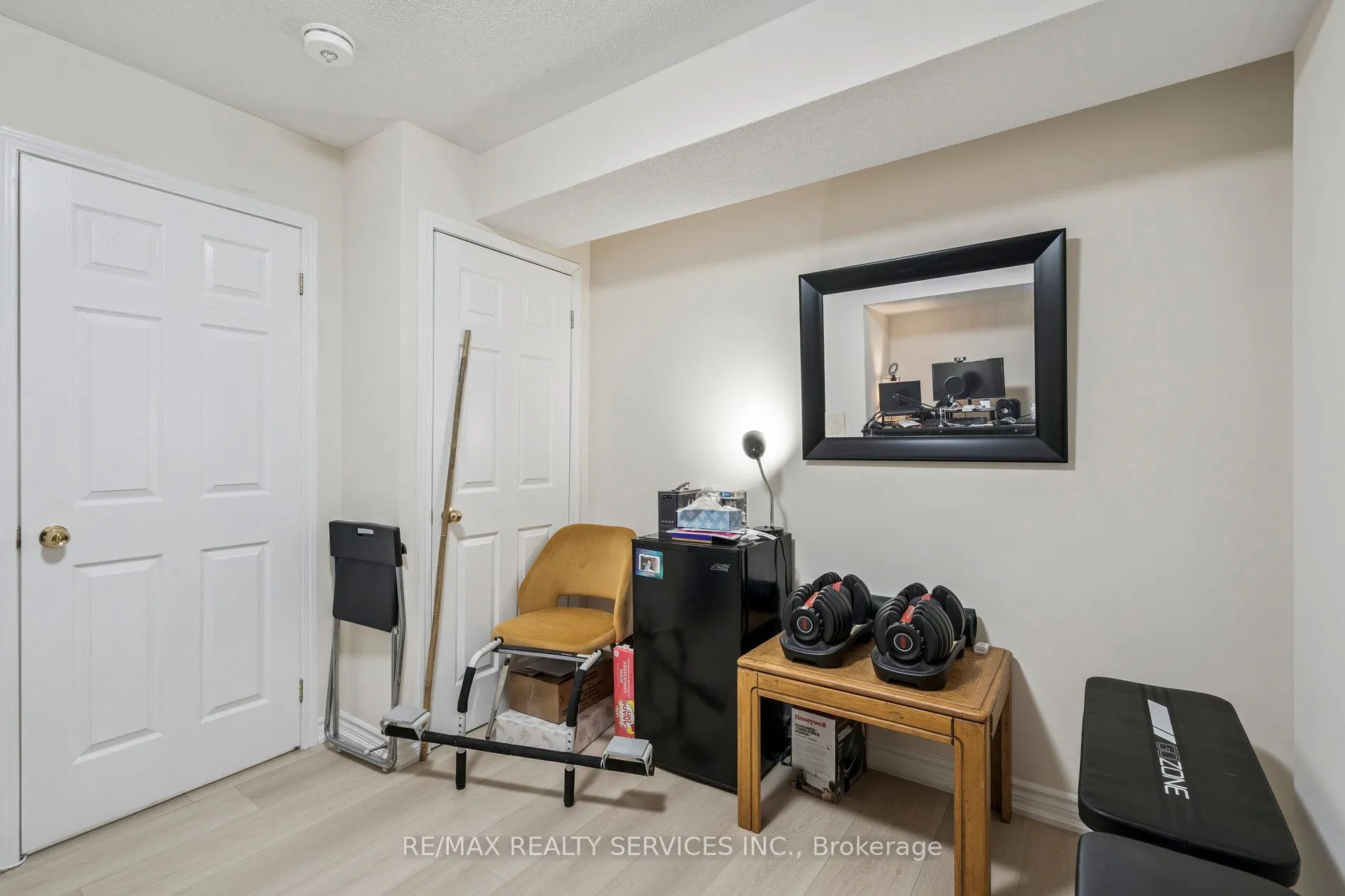 237 Valleyway Drive