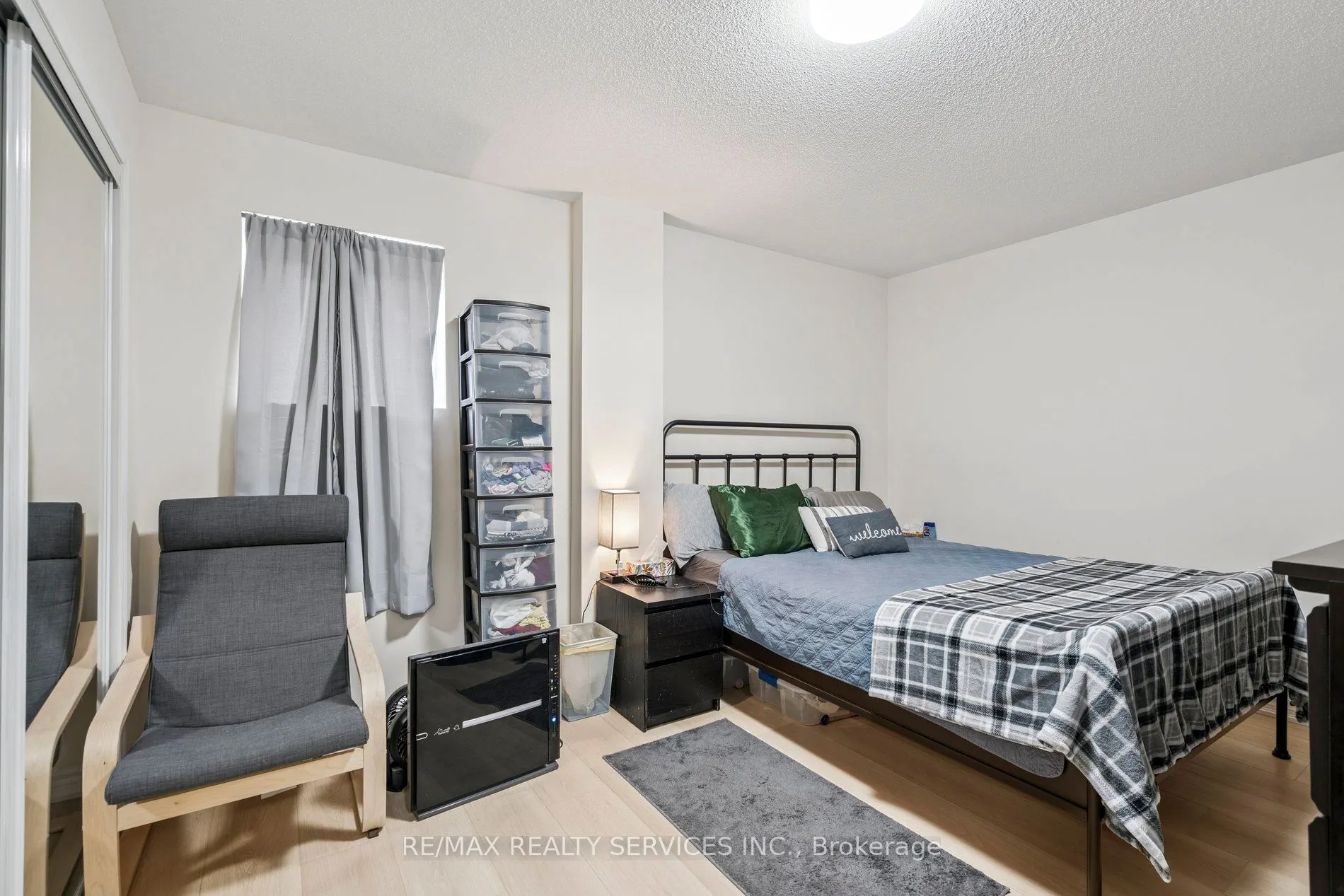 237 Valleyway Drive