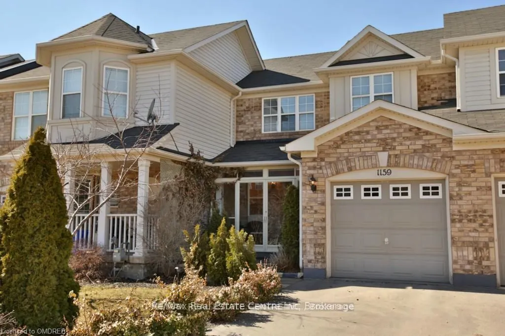 1159 Riddell Crescent