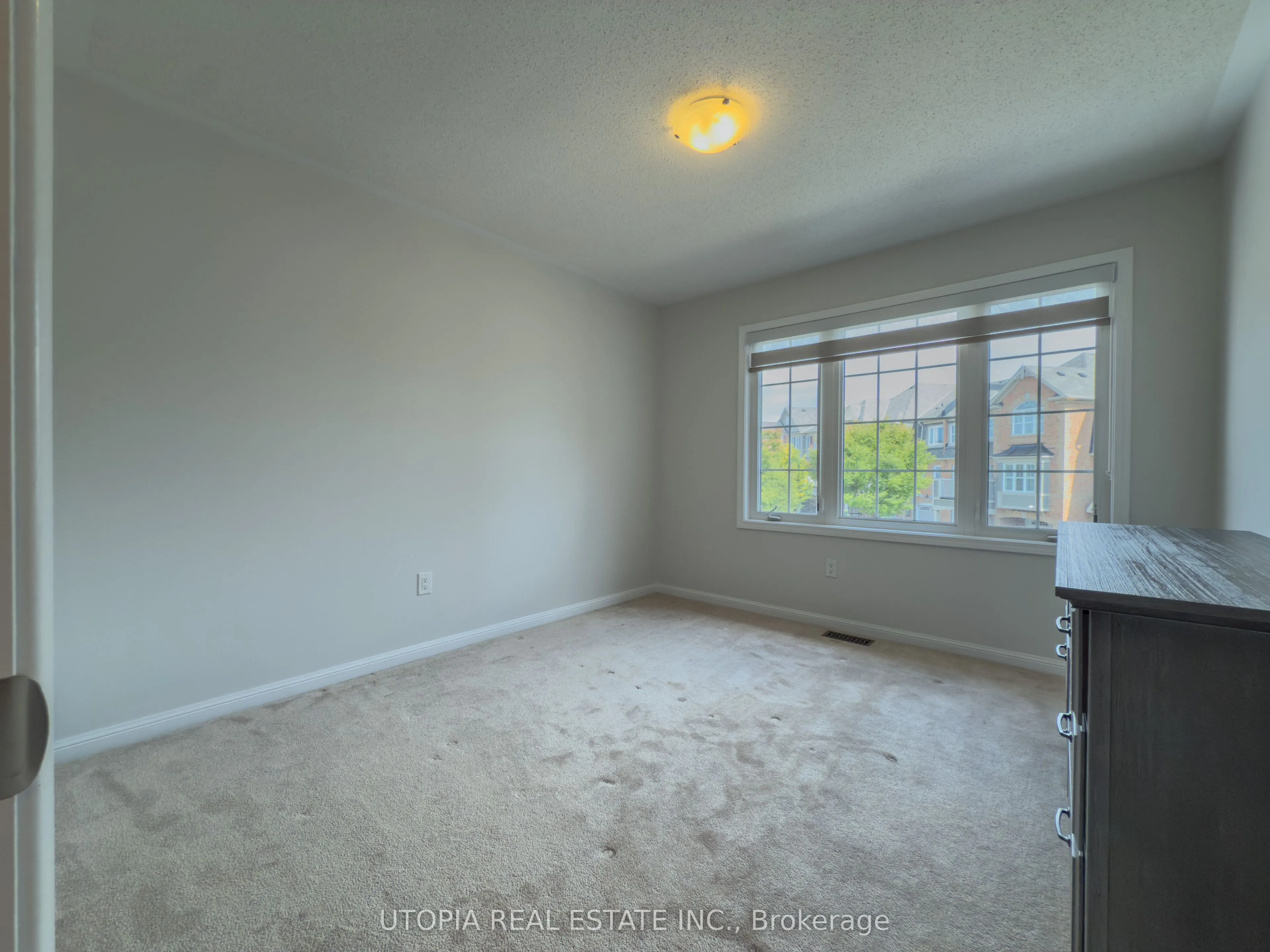 259 Mortimer Crescent
